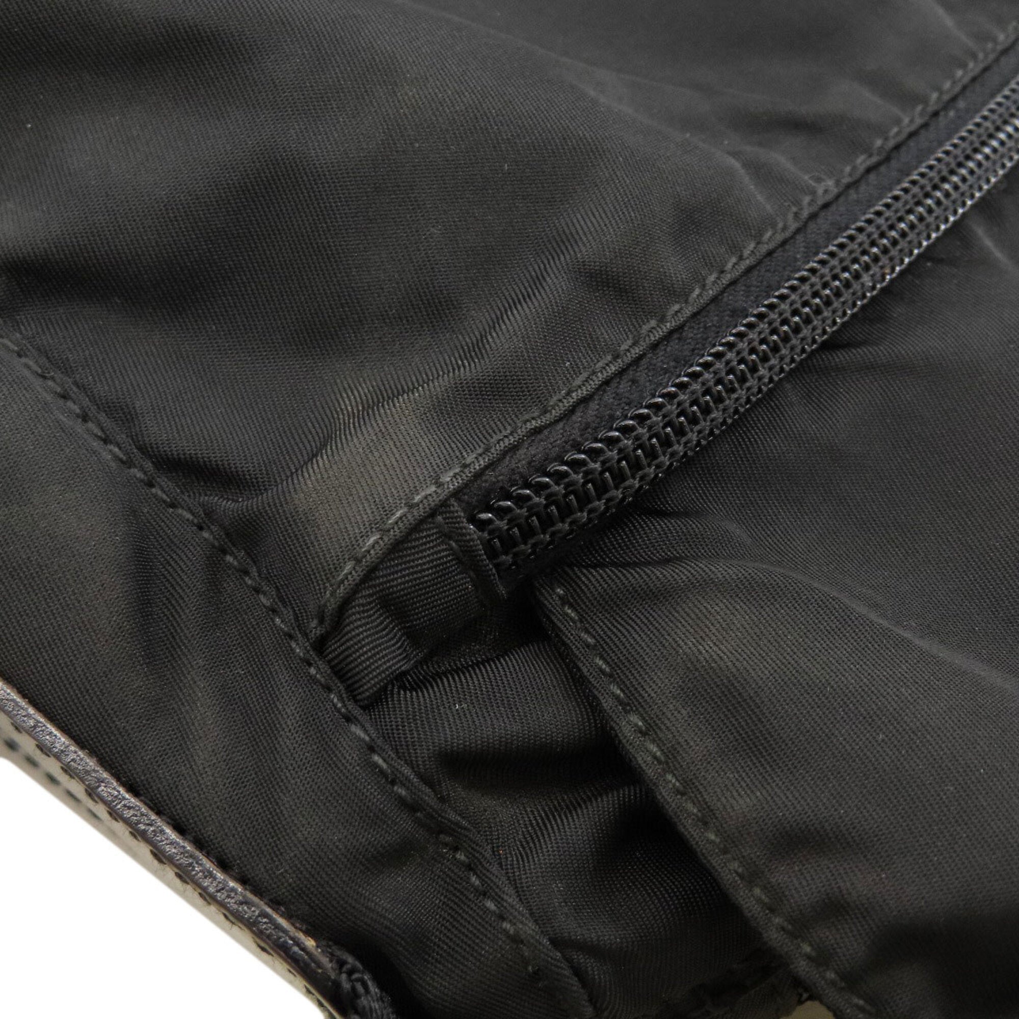 Prada Black Nylon Messenger Bag Shoulder Bag (Pre-Owned)