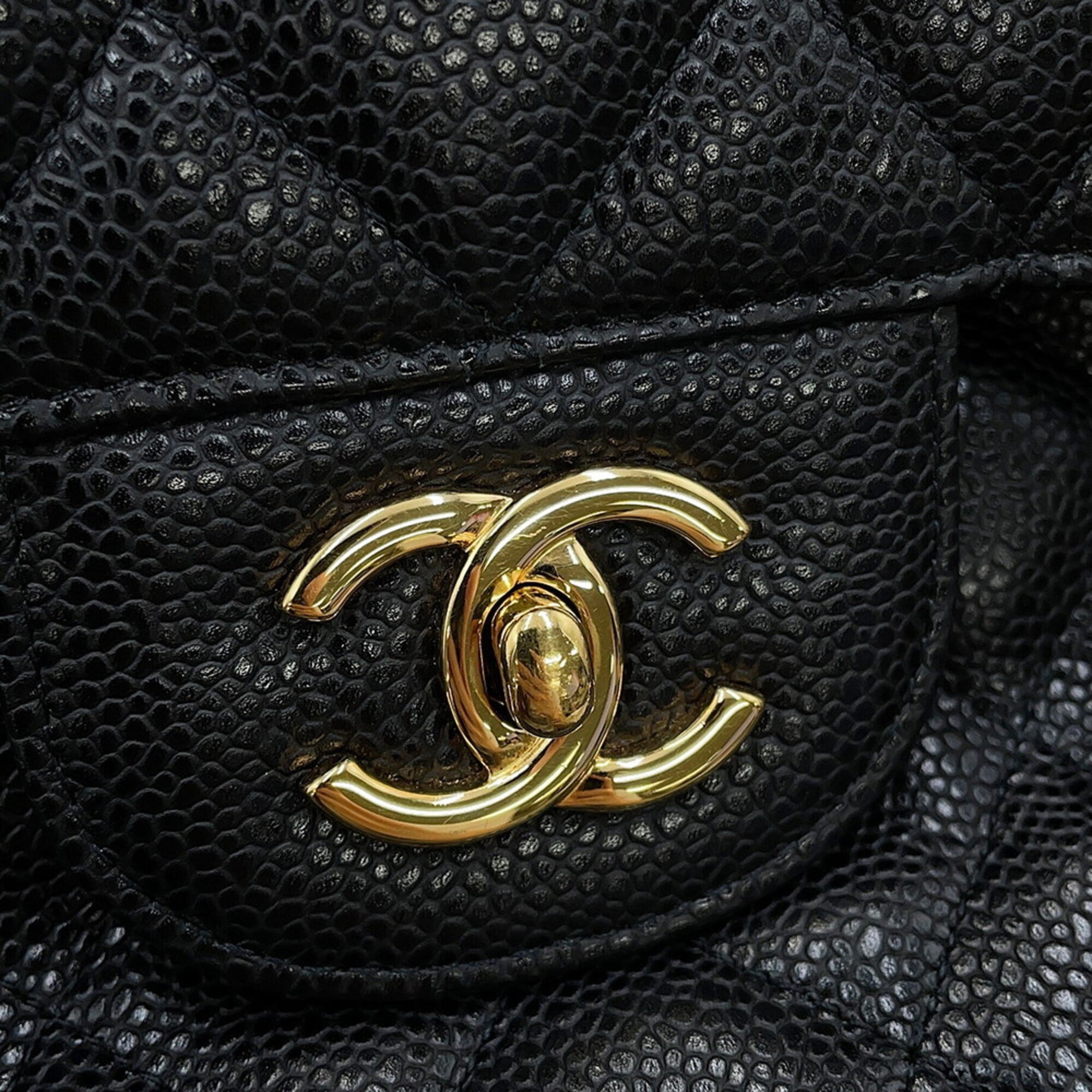 Chanel Black Grained Calfskin Handbag Shoulder Bag (Pre-Owned)
