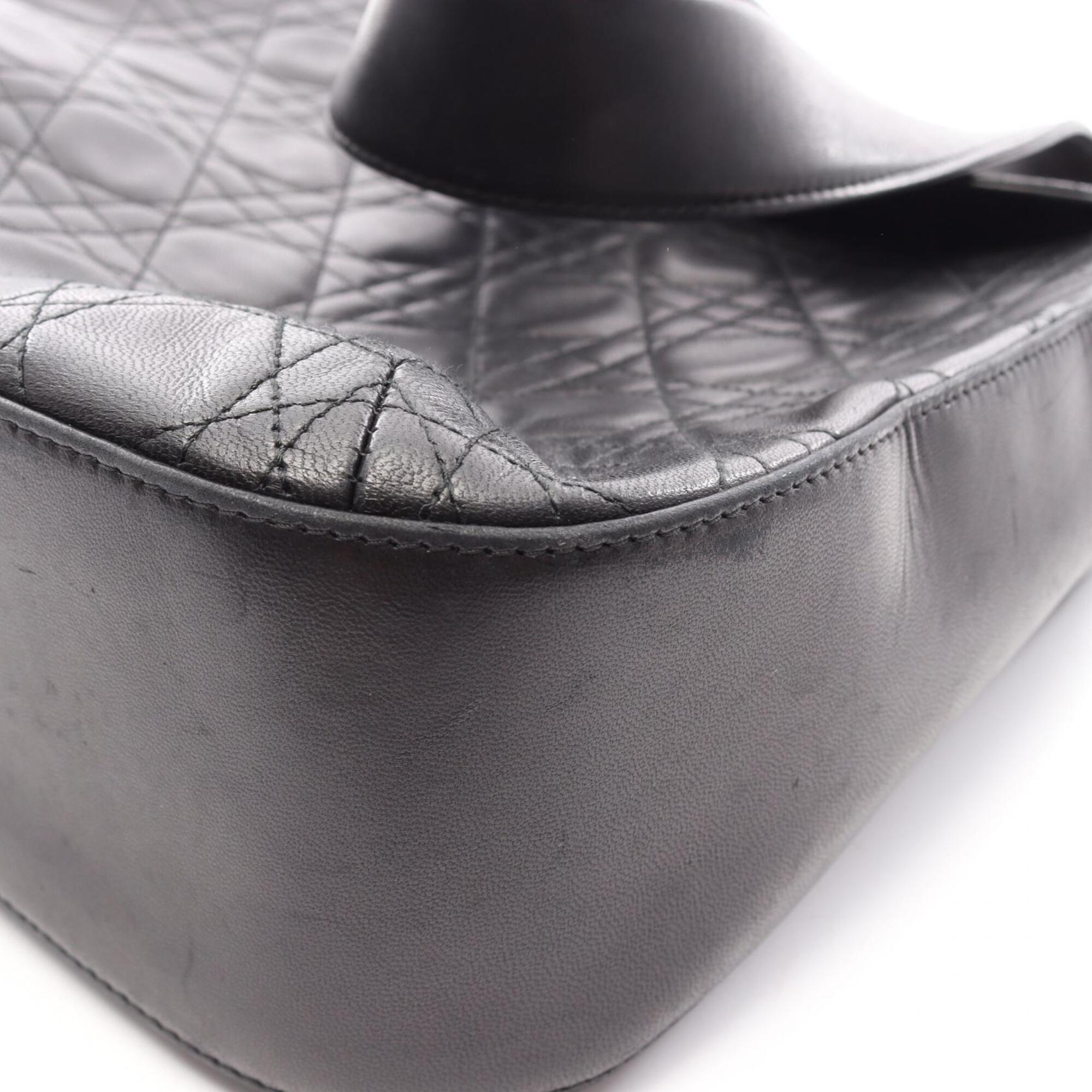Christian Dior Black Leather Handbag Shoulder Bag (Pre-Owned)