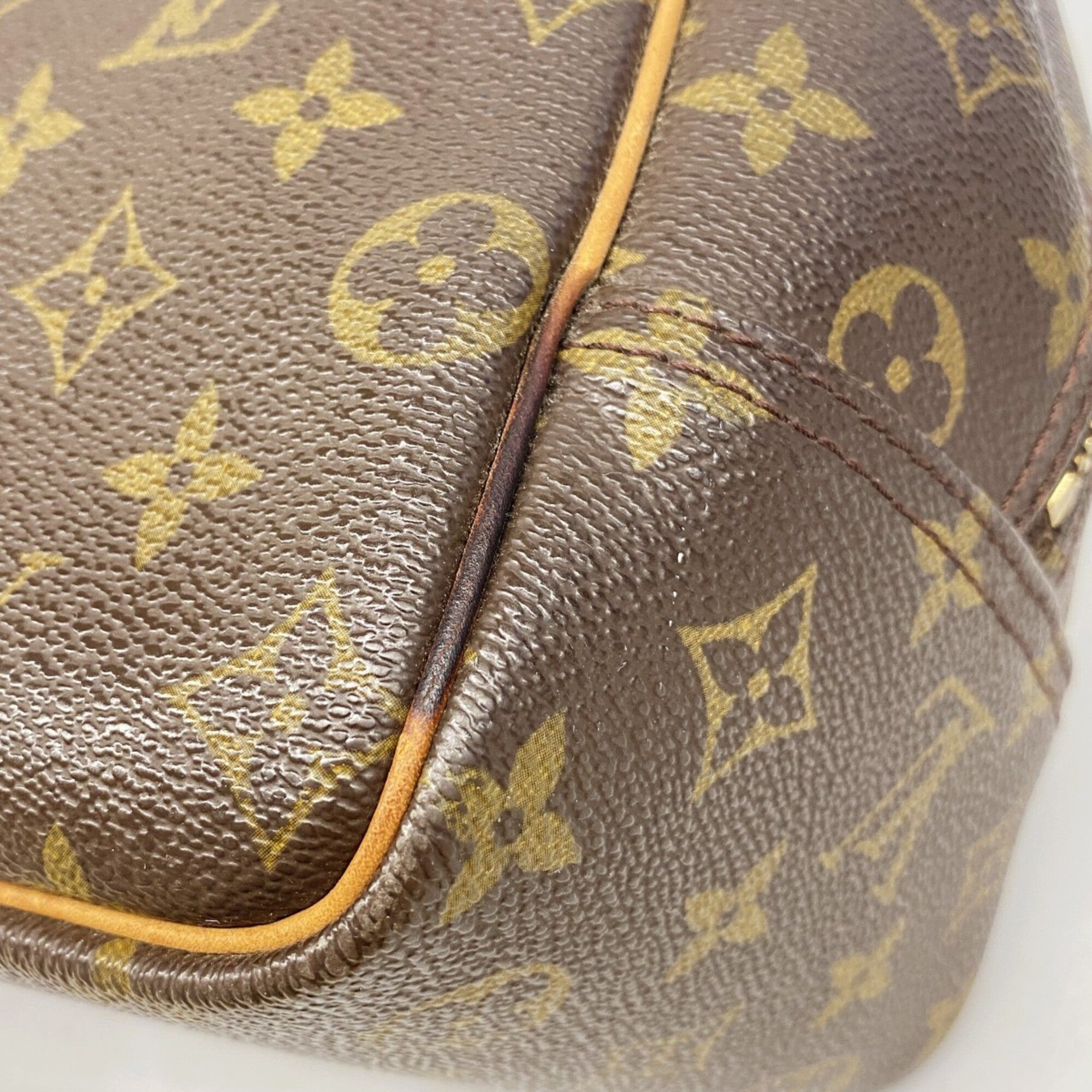Louis Vuitton Brown Handbag (Pre-Owned)