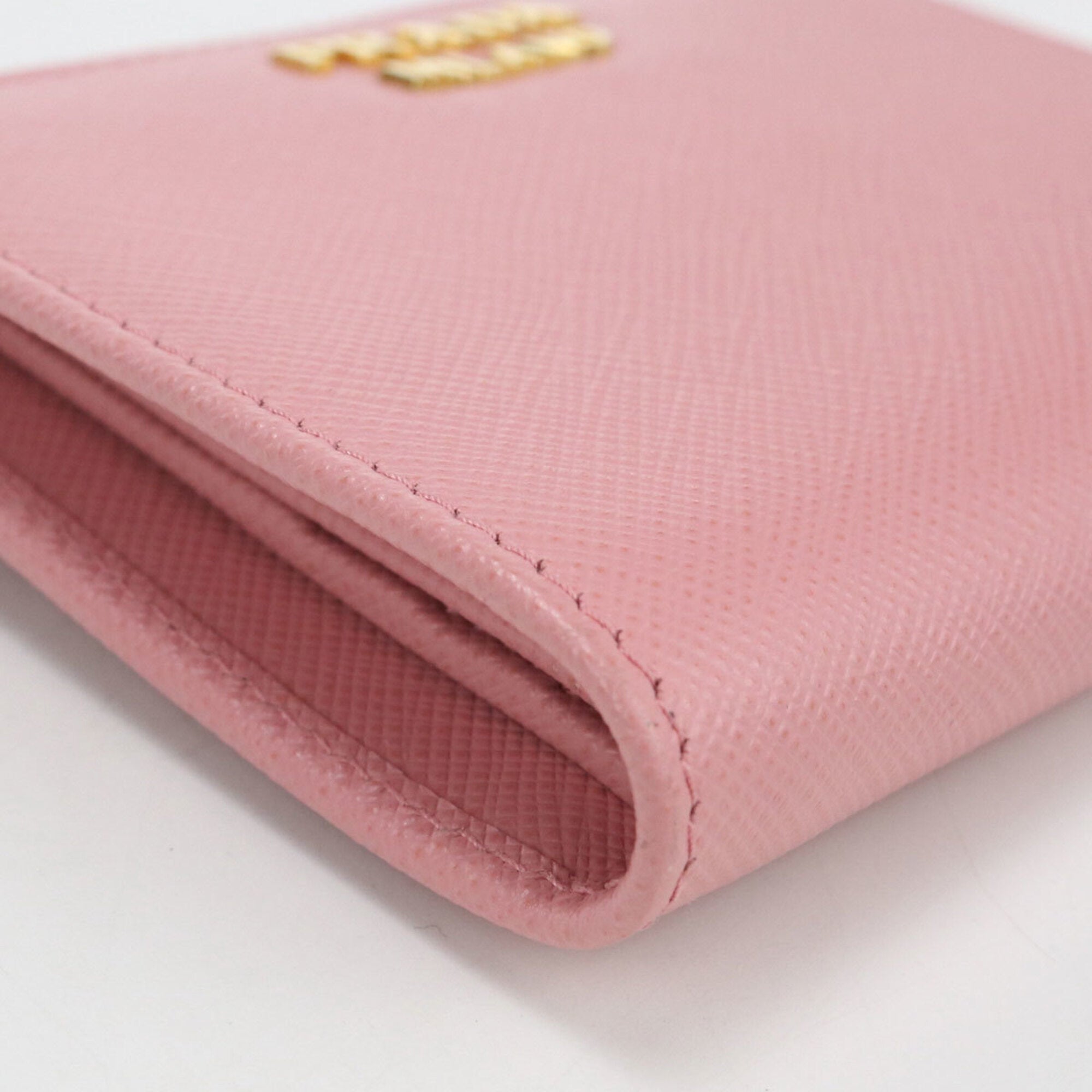 Prada Pink Leather Wallet (Bi-Fold) (Pre-Owned)