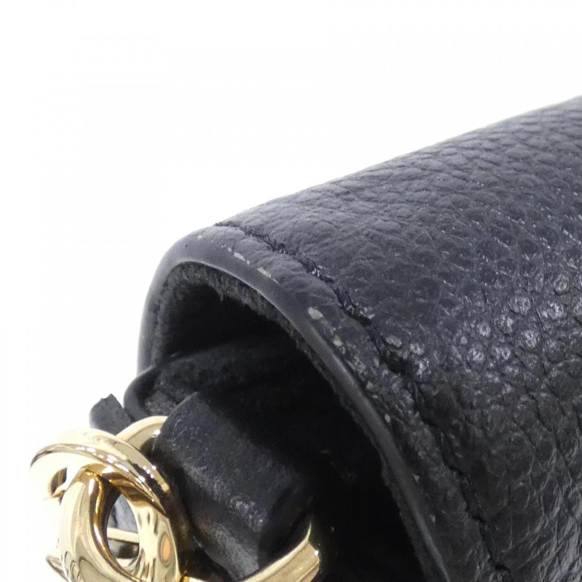 Louis Vuitton Black Leather Pochette Shoulder Bag (Pre-Owned)