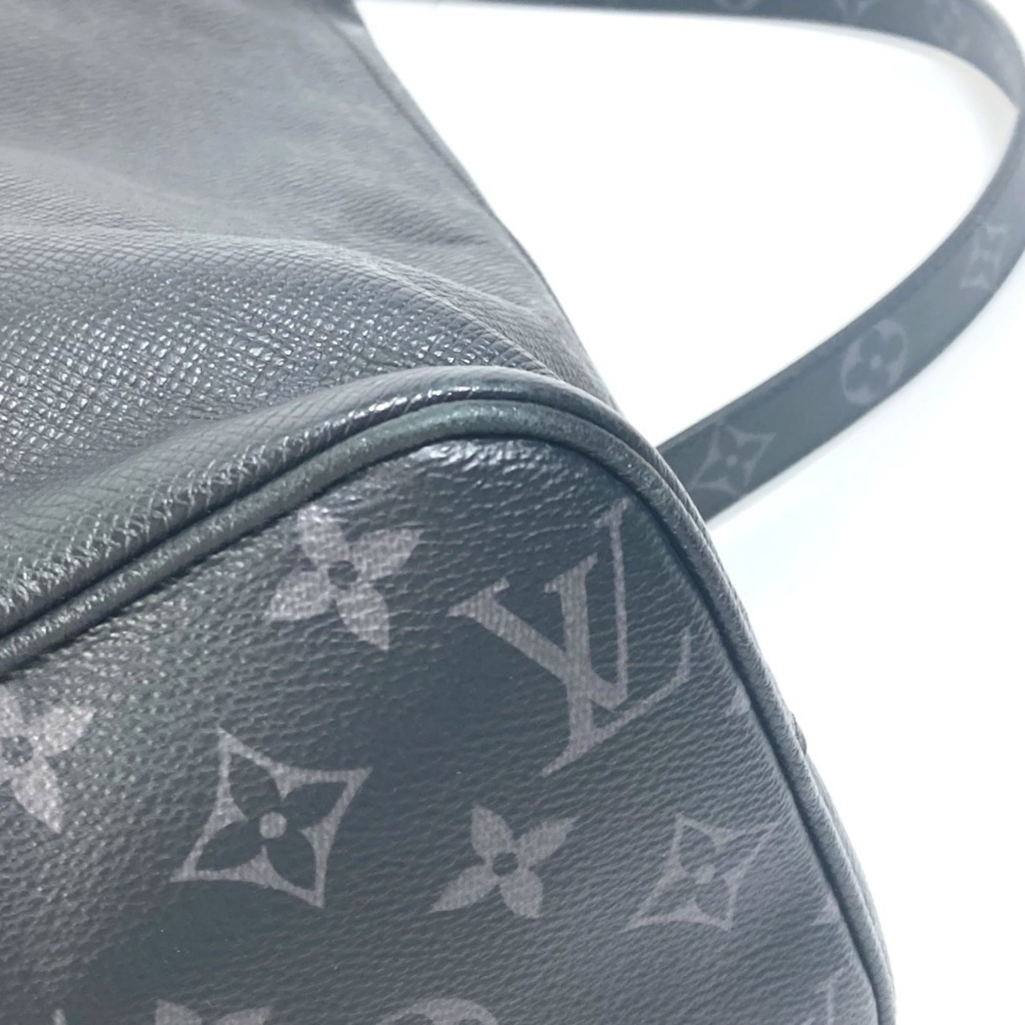 Louis Vuitton Taigarama Black Taiga Leather Monogram Eclipse Handbag Shoulder Bag Tote Bag (Pre-Owned)