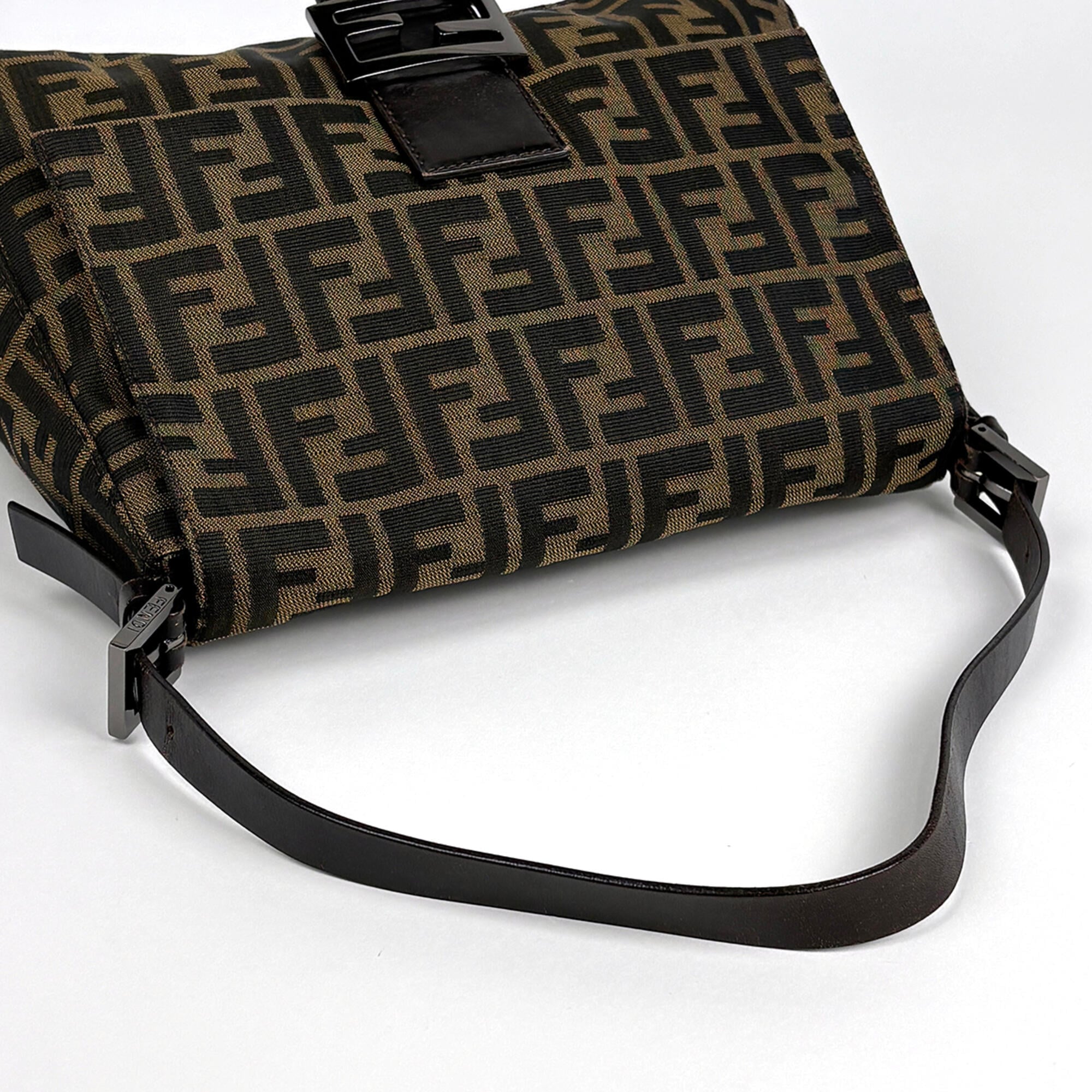 Fendi Zucca Brown Canvas Leather Shoulder Bag (Pre-Owned)