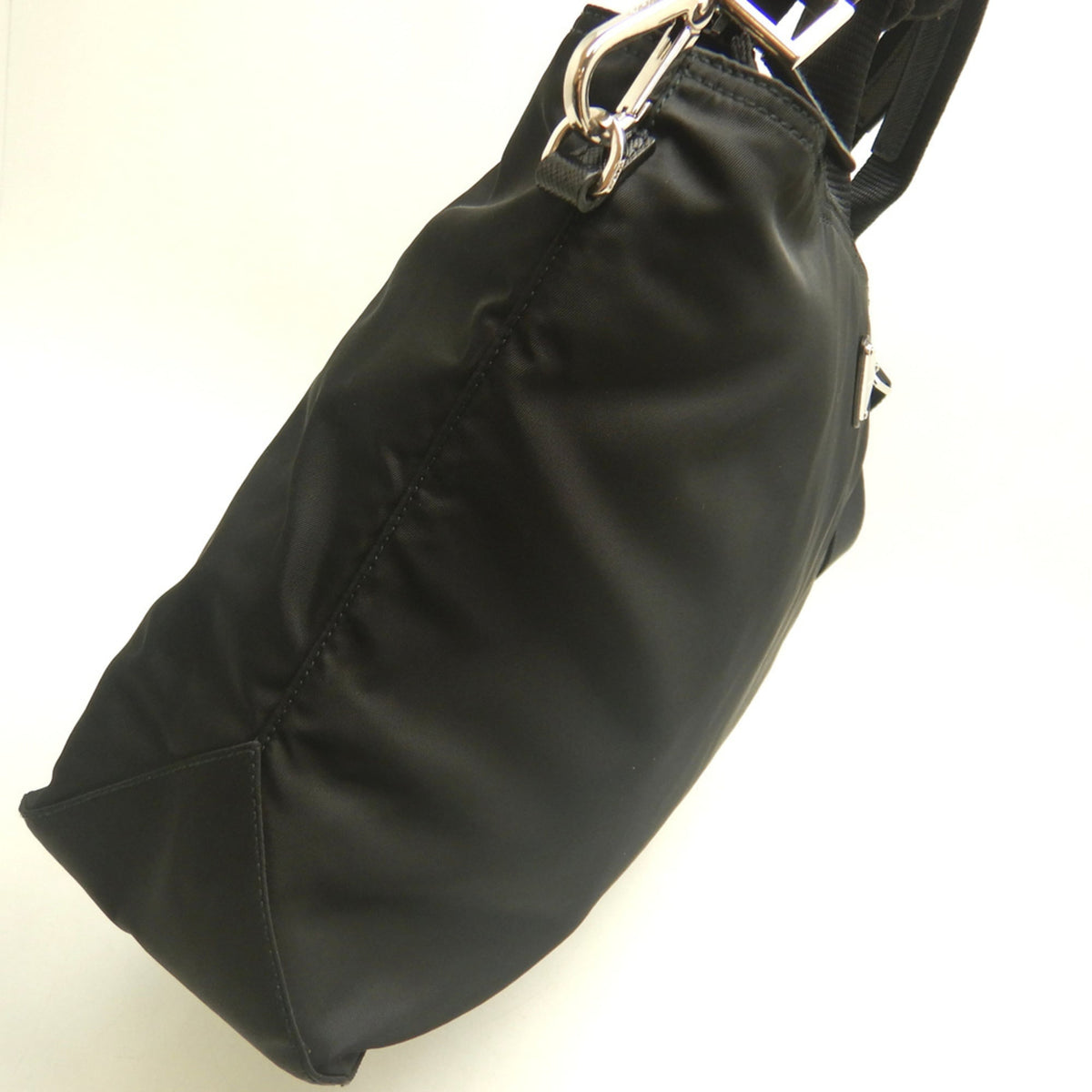 Prada Nero Nylon Tote Bag (Pre-Owned)