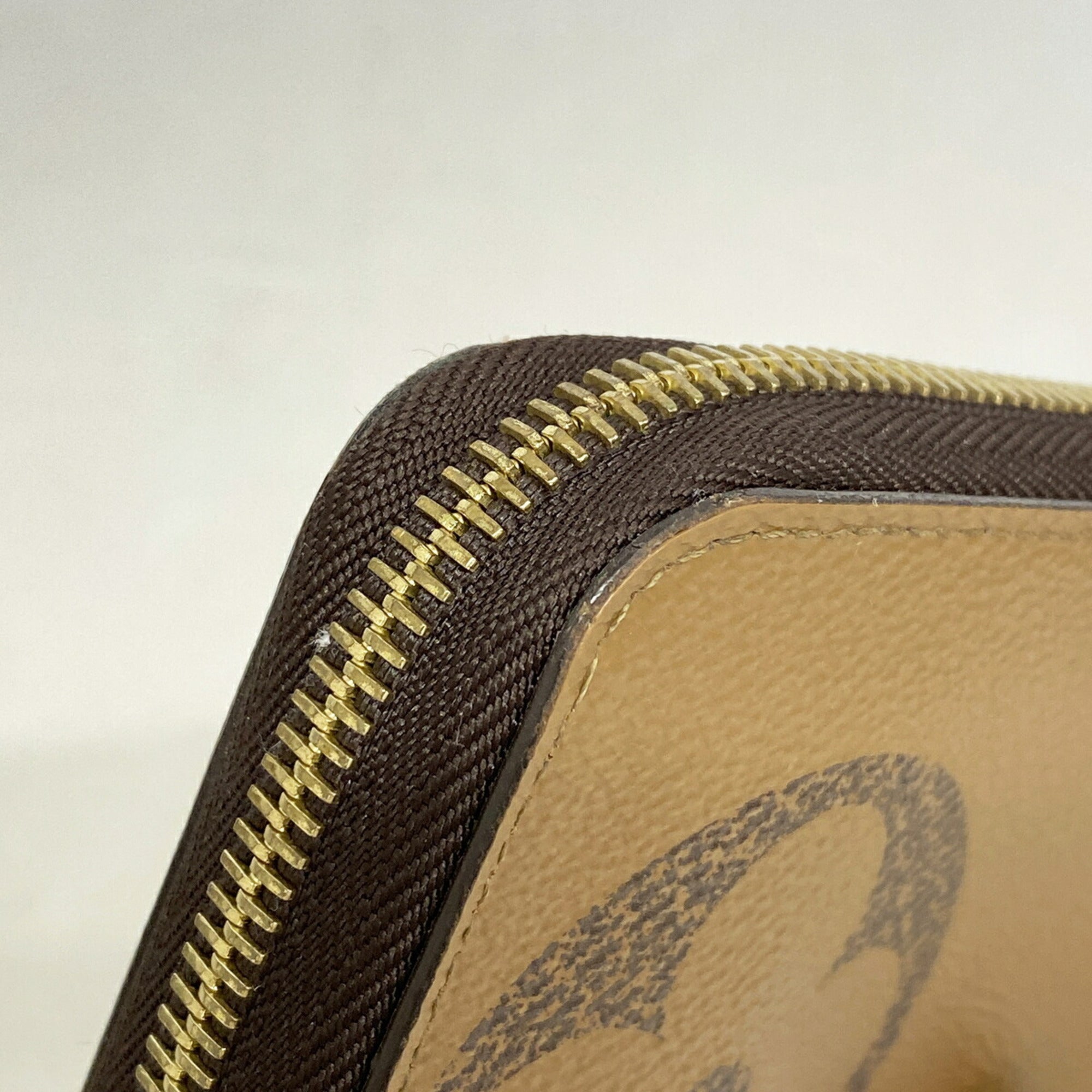 Louis Vuitton Brown Long Wallet (Bi-Fold) (Pre-Owned)