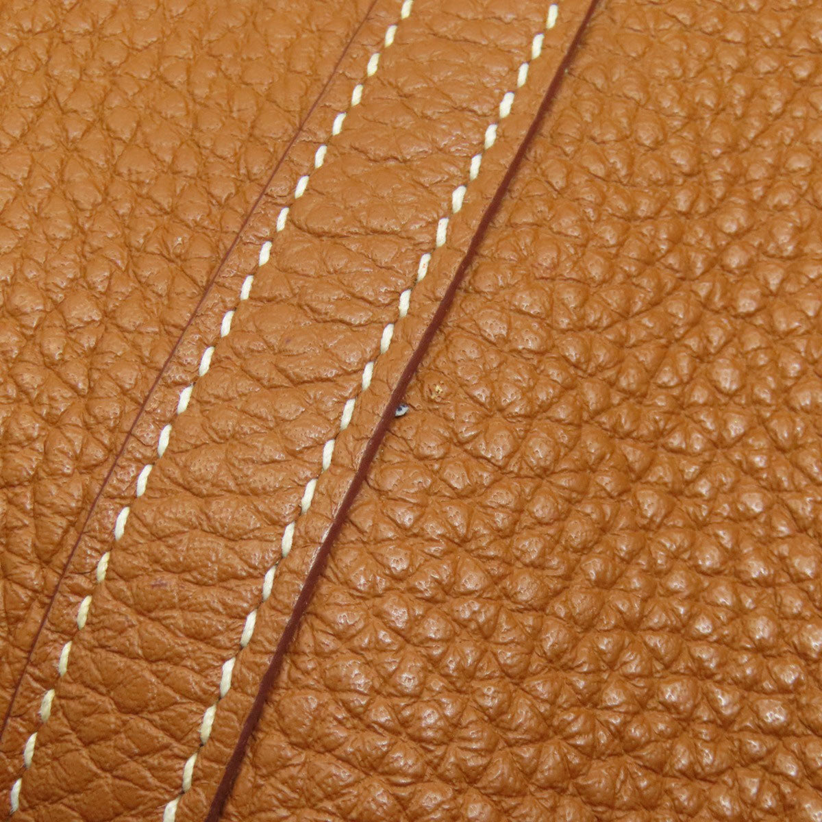 Hermes Gold Handbag (Pre-Owned)