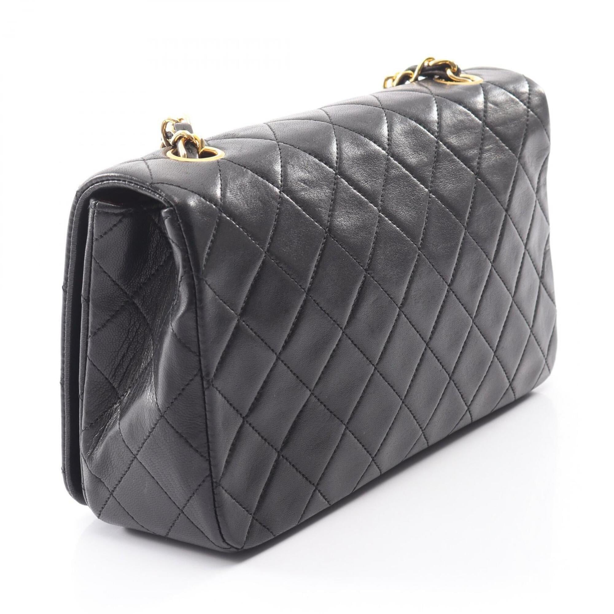 Chanel Black Leather Handbag Shoulder Bag (Pre-Owned)