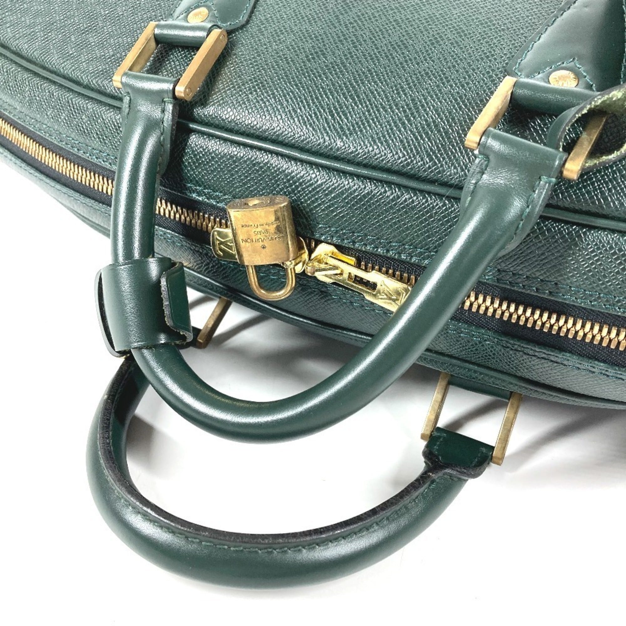 Louis Vuitton Taiga Episea Green Taiga Leather Boston Bag (Pre-Owned)