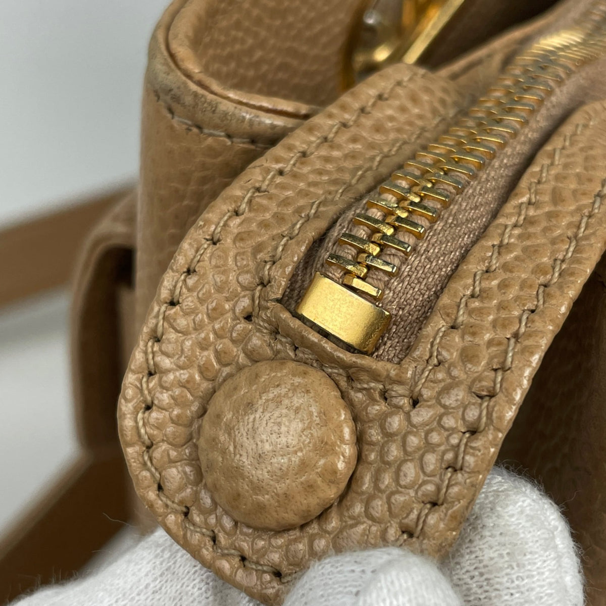 Chanel Beige Grained Calfskin Tote Bag (Pre-Owned)