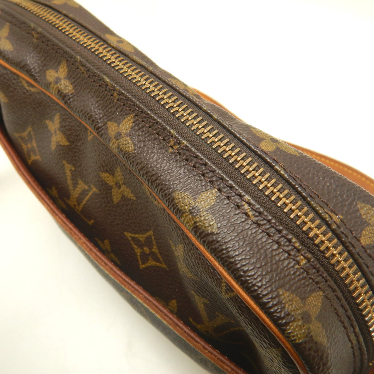 Louis Vuitton Brown Monogram Monogram Shoulder Bag (Pre-Owned)