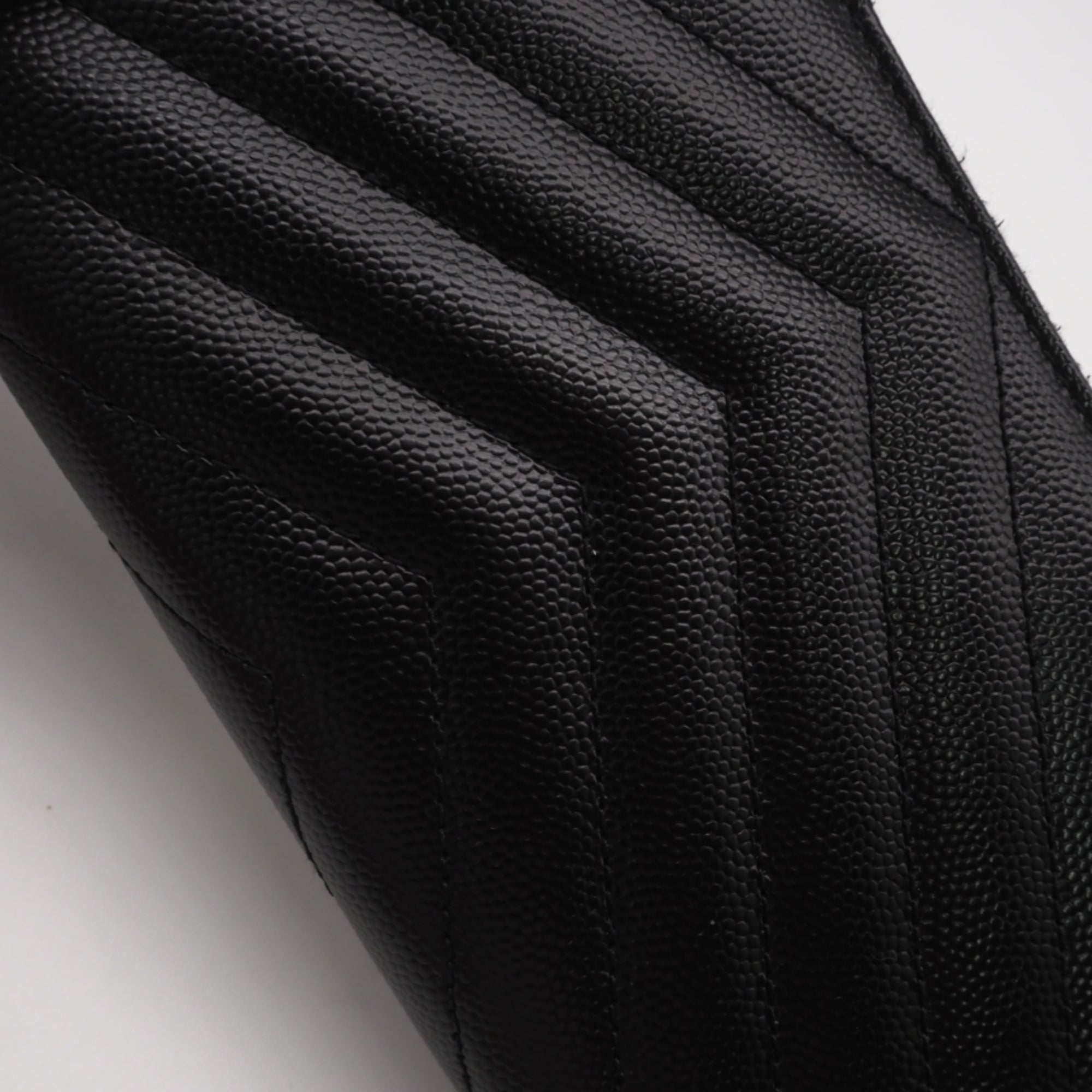 Saint Laurent Black Long Wallet (Bi-Fold) (Pre-Owned)