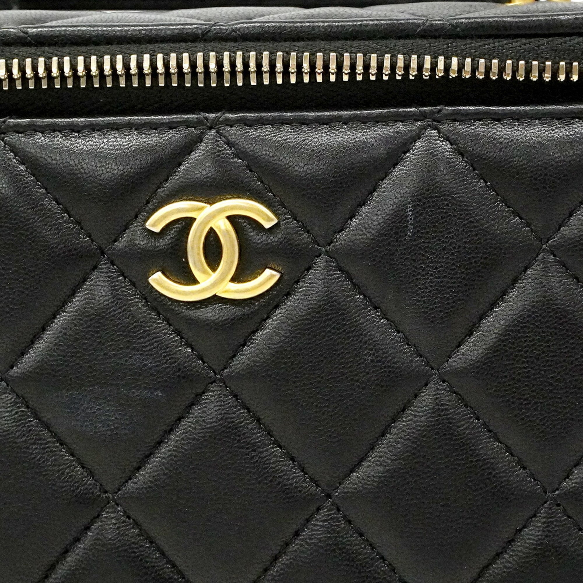 Chanel Black Leather Vanity Bag (Pre-Owned)