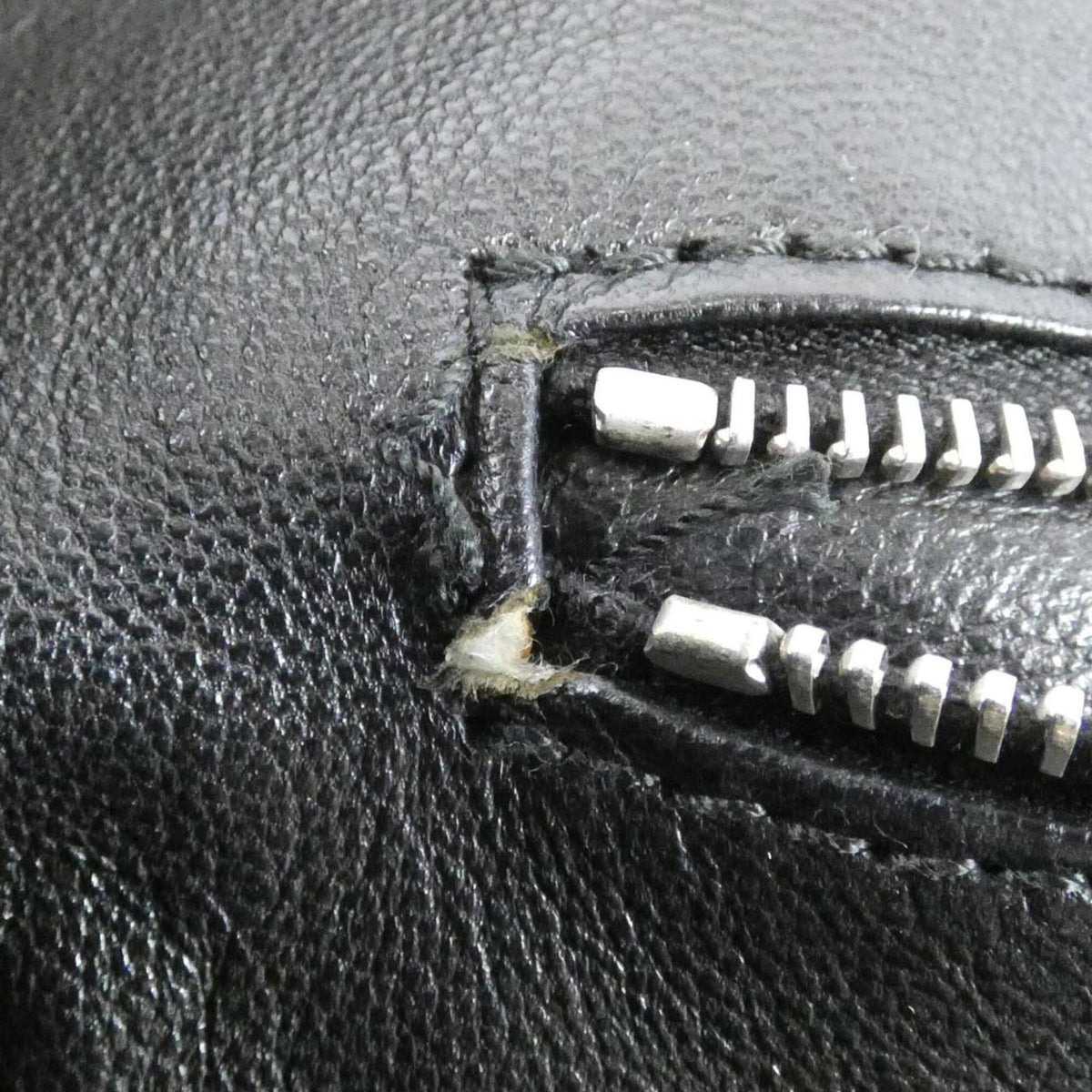 Christian Dior Black Leather Handbag (Pre-Owned)