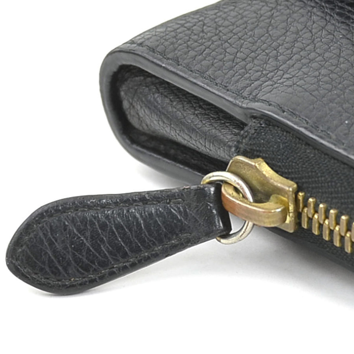 Burberry Black Leather Shoulder Bag (Pre-Owned)