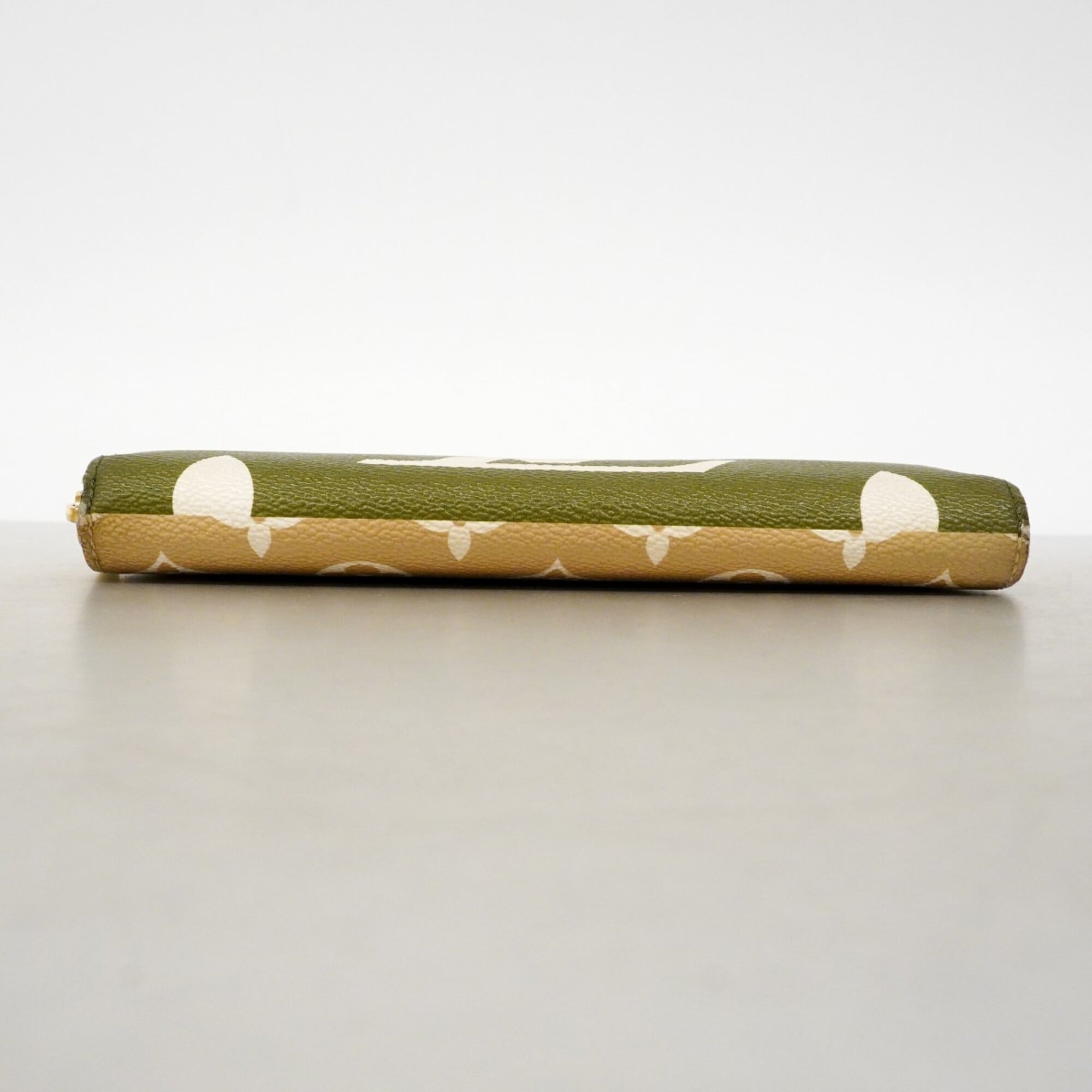 Louis Vuitton Khaki Long Wallet (Bi-Fold) (Pre-Owned)