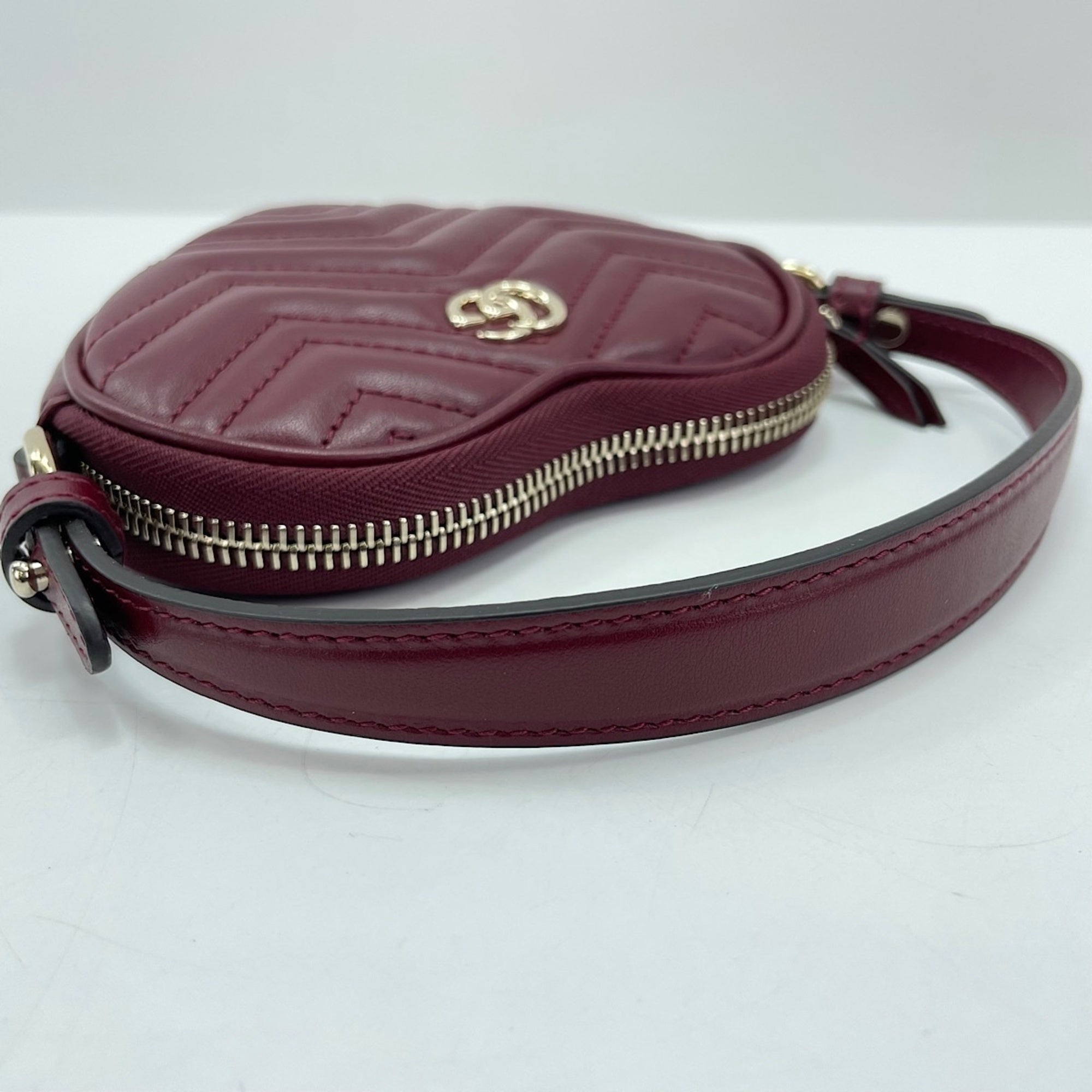 Gucci Gg Marmont Wine Leather Handbag (Pre-Owned)