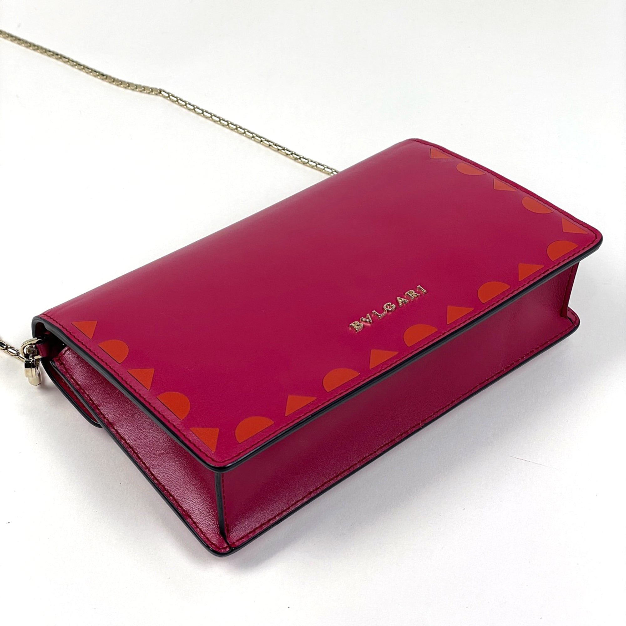 Bvlgari Red Color Leather Clutch Bag Shoulder Bag (Pre-Owned)