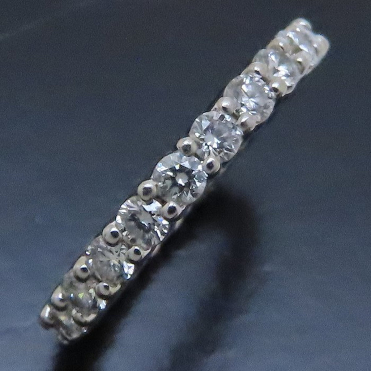 Harry Winston Platinum 950 Band Ring (Pre-Owned)