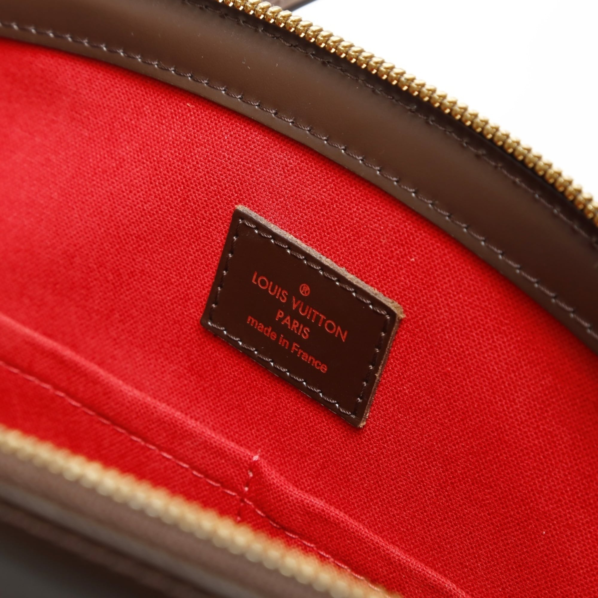 Louis Vuitton Brown Shoulder Bag (Pre-Owned)
