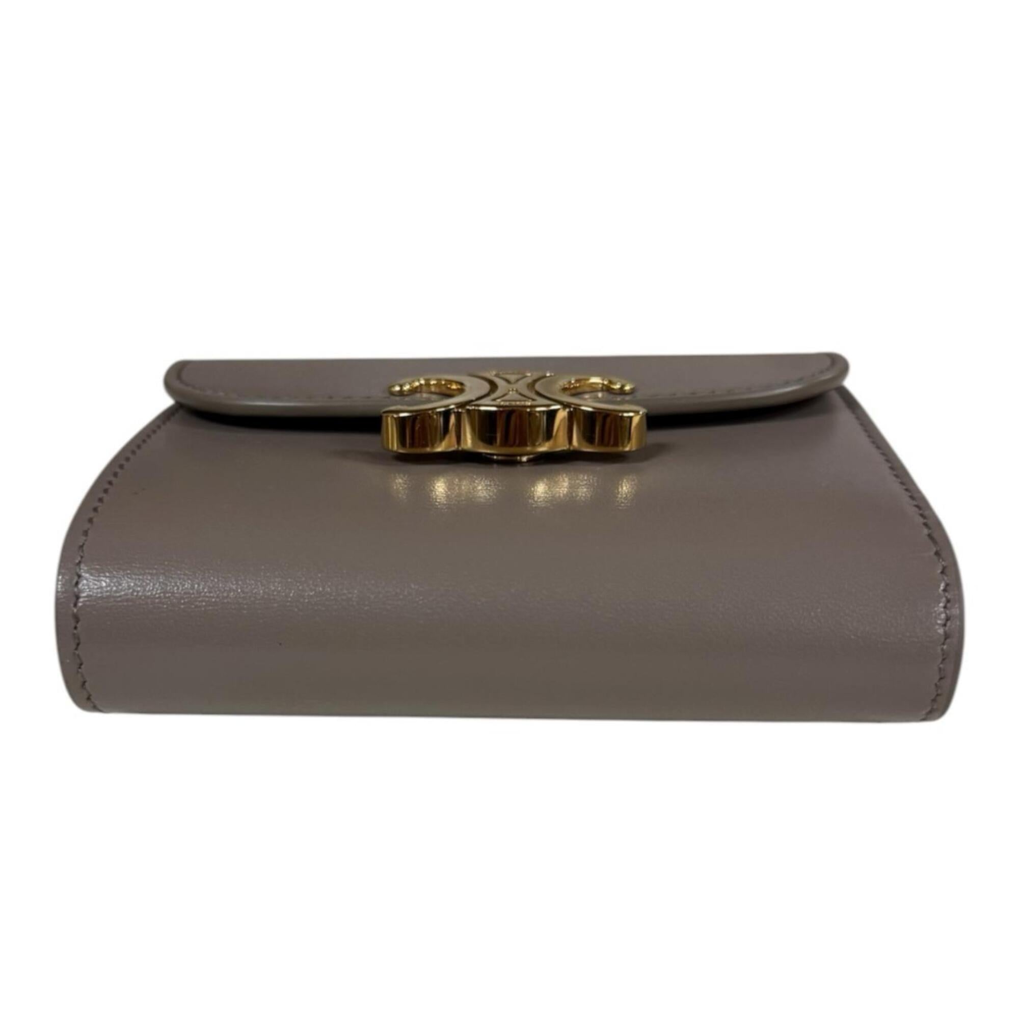 Celine Beige Leather Wallet (Tri-Fold) (Pre-Owned)