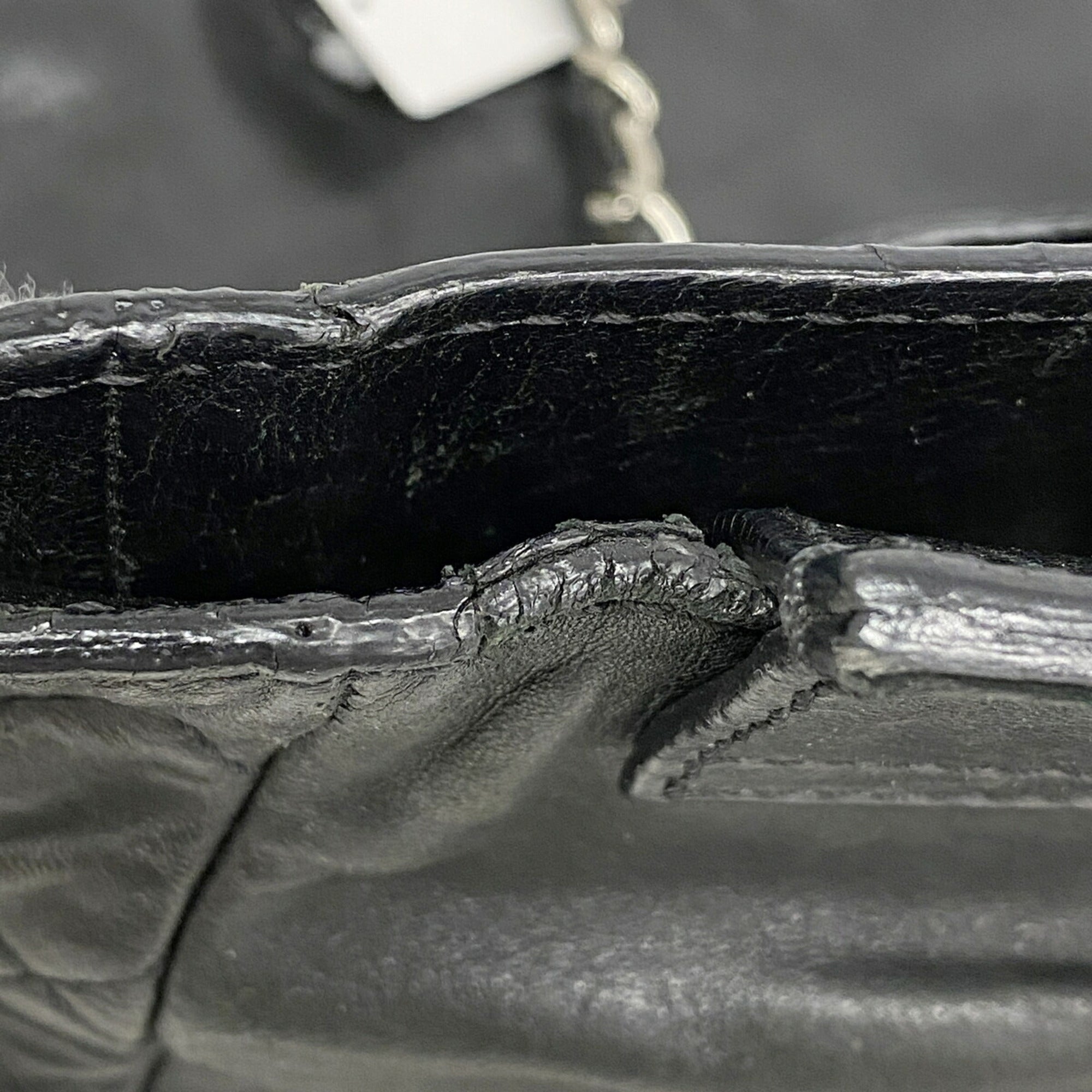 Chanel Black Leather Tote Bag (Pre-Owned)