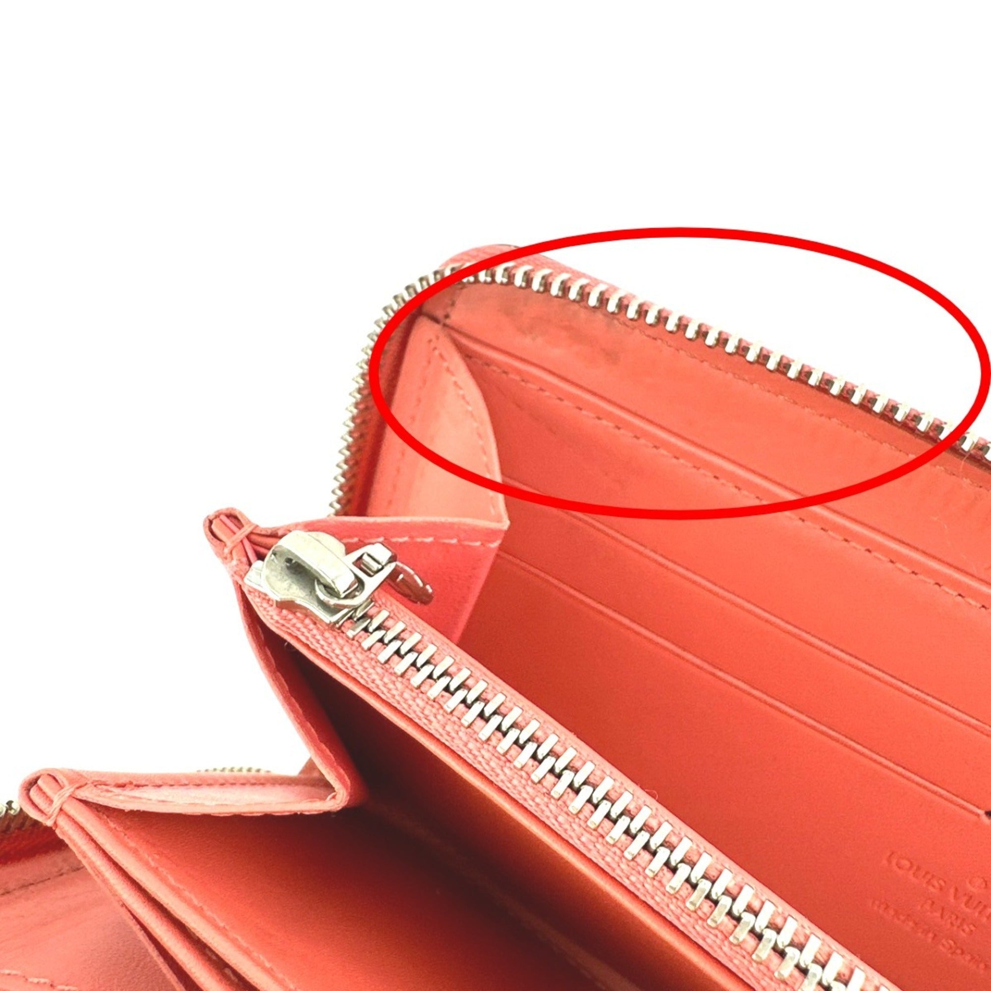 Louis Vuitton Monogram Vernis Rose Litchi Monogram Vernis Long Wallet (Bi-Fold) (Pre-Owned)
