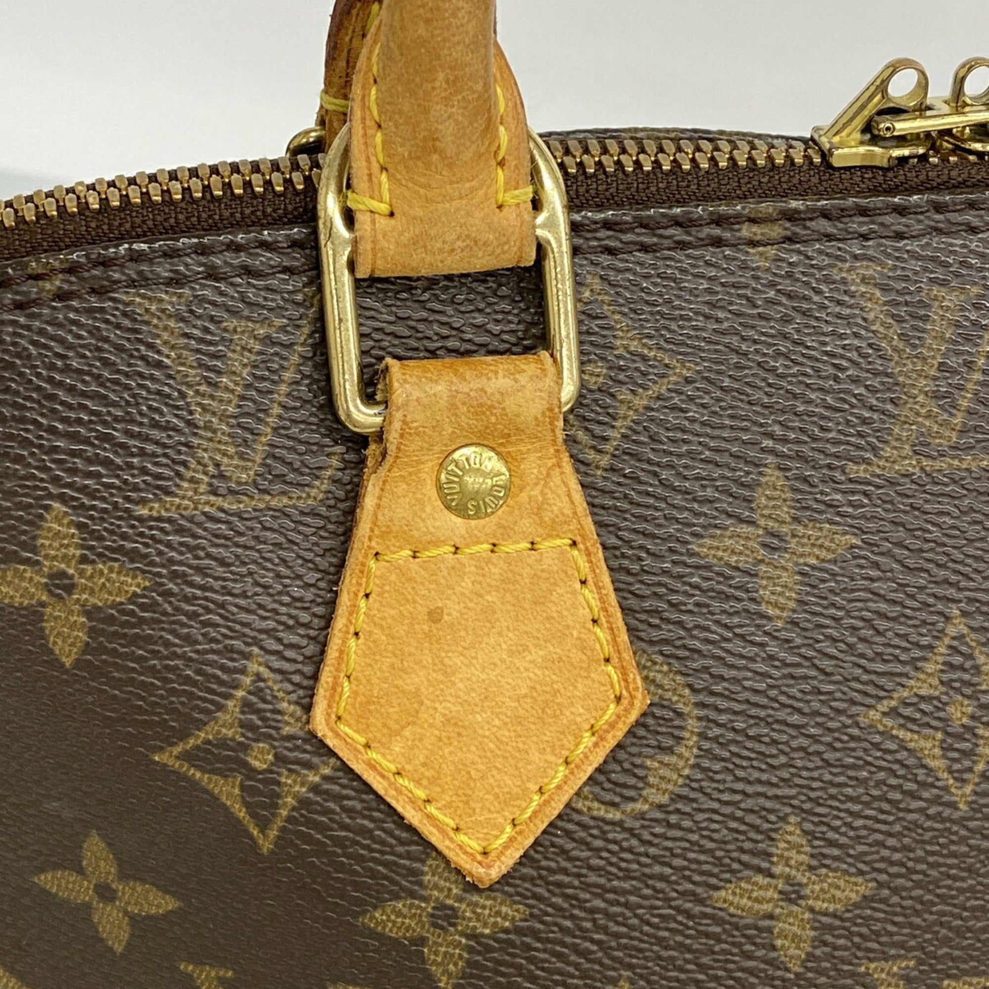 Louis Vuitton Brown Handbag (Pre-Owned)