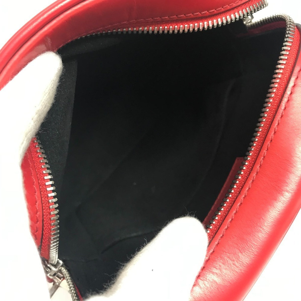 Louis Vuitton Epi Red Color White Epi Leather Pochette Shoulder Bag (Pre-Owned)
