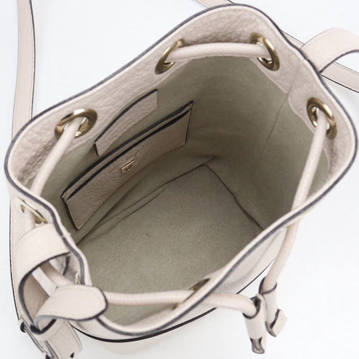 Salvatore Ferragamo White Leather Shoulder Bag (Pre-Owned)