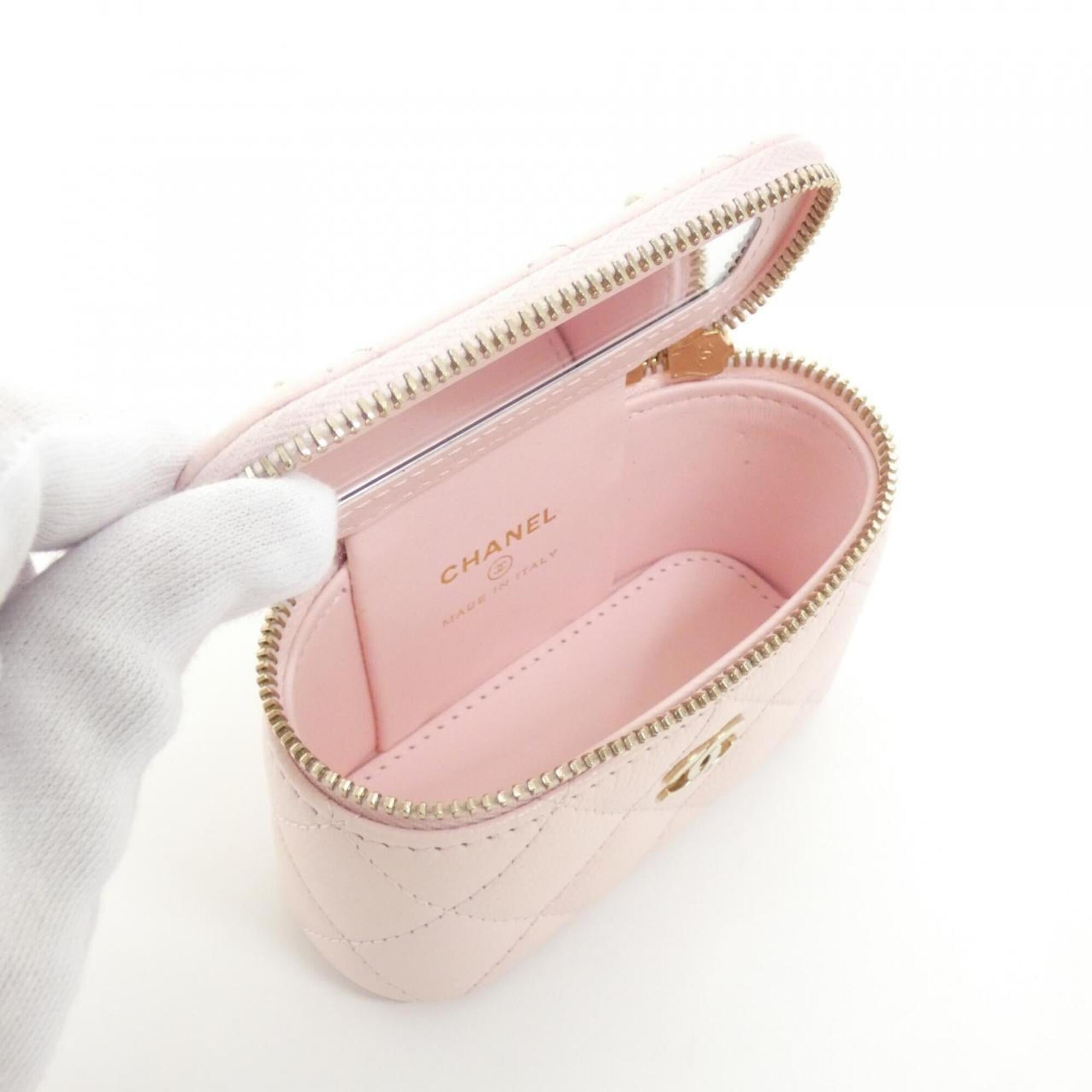 Chanel Pink Grained Calfskin Pouch (Pre-Owned)
