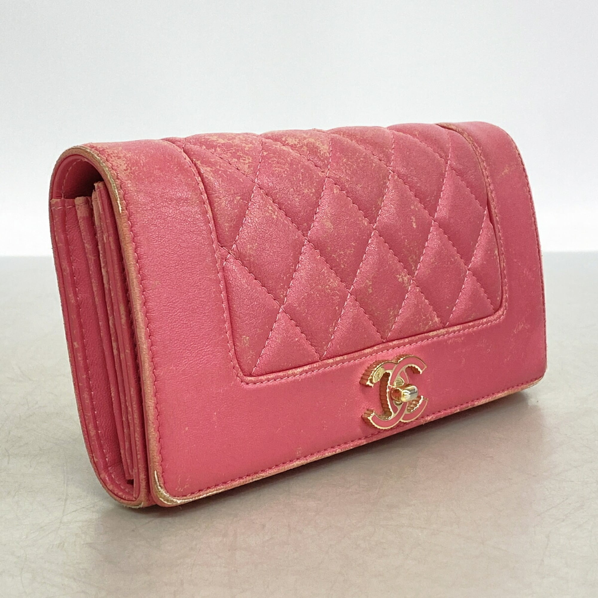 Chanel Pink Leather Long Wallet (Bi-Fold) (Pre-Owned)