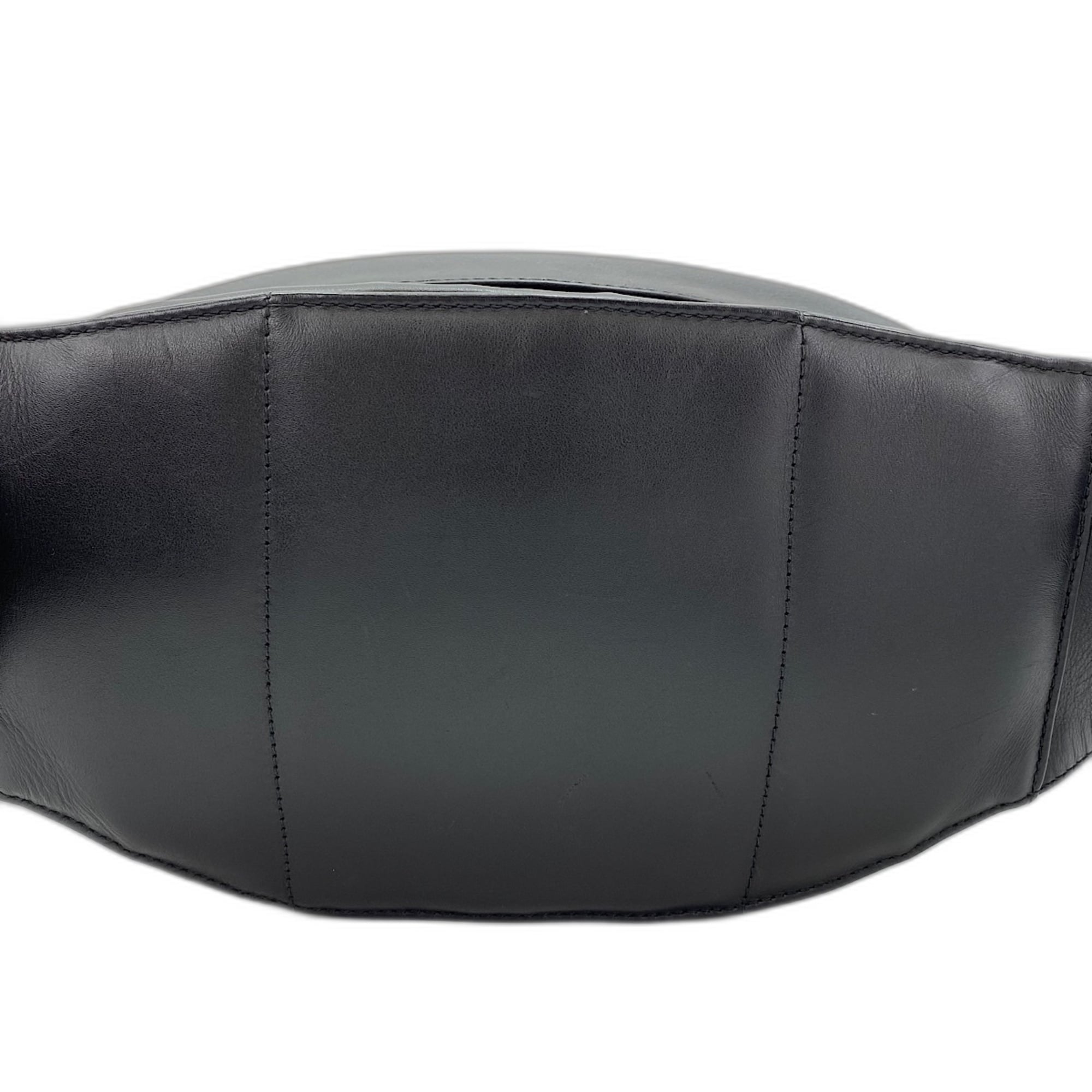 Bottega Veneta Black Leather Fanny Pack (Pre-Owned)