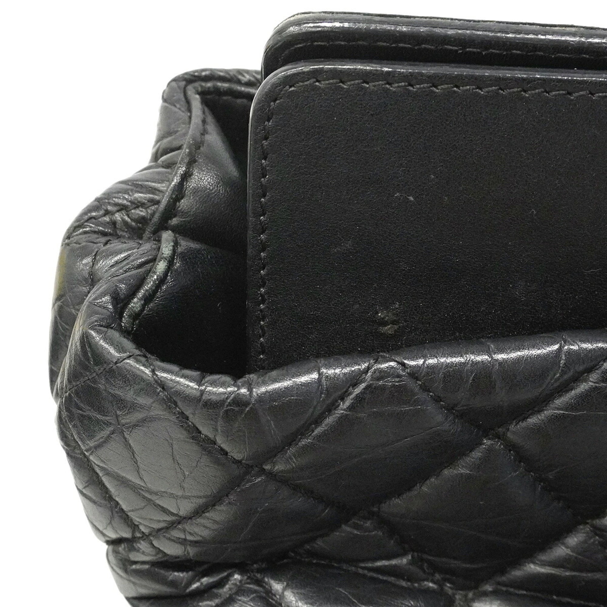 Chanel Black Leather Handbag (Pre-Owned)