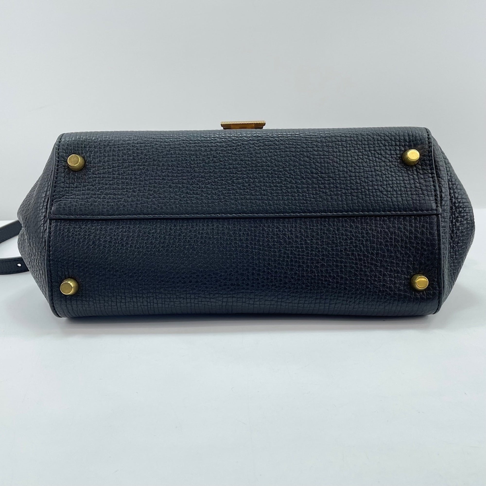 Bottega Veneta Black Shoulder Bag (Pre-Owned)