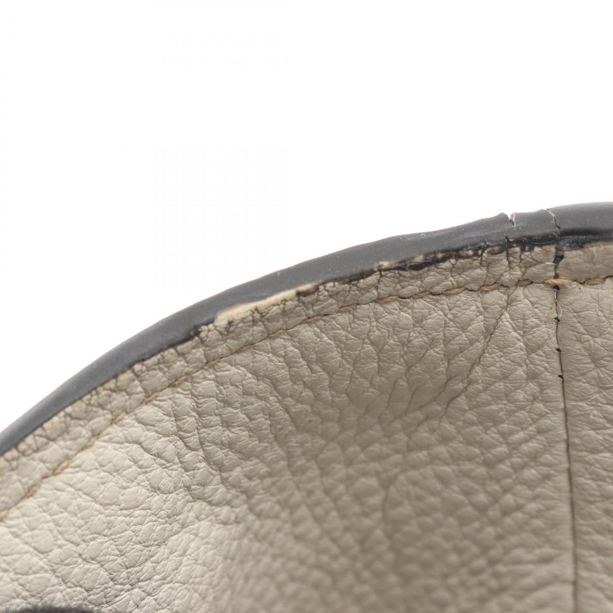 Prada White Leather Handbag (Pre-Owned)