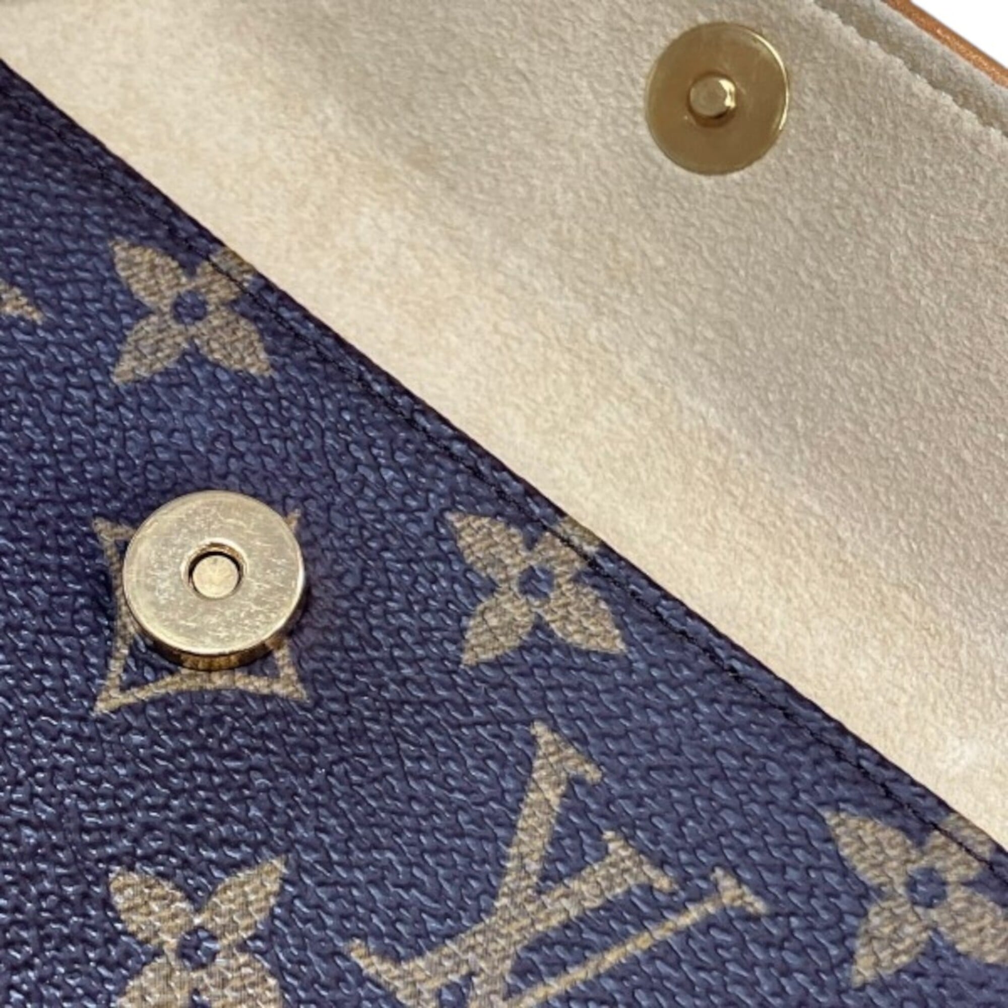 Louis Vuitton Brown Clutch Bag Pochette (Pre-Owned)