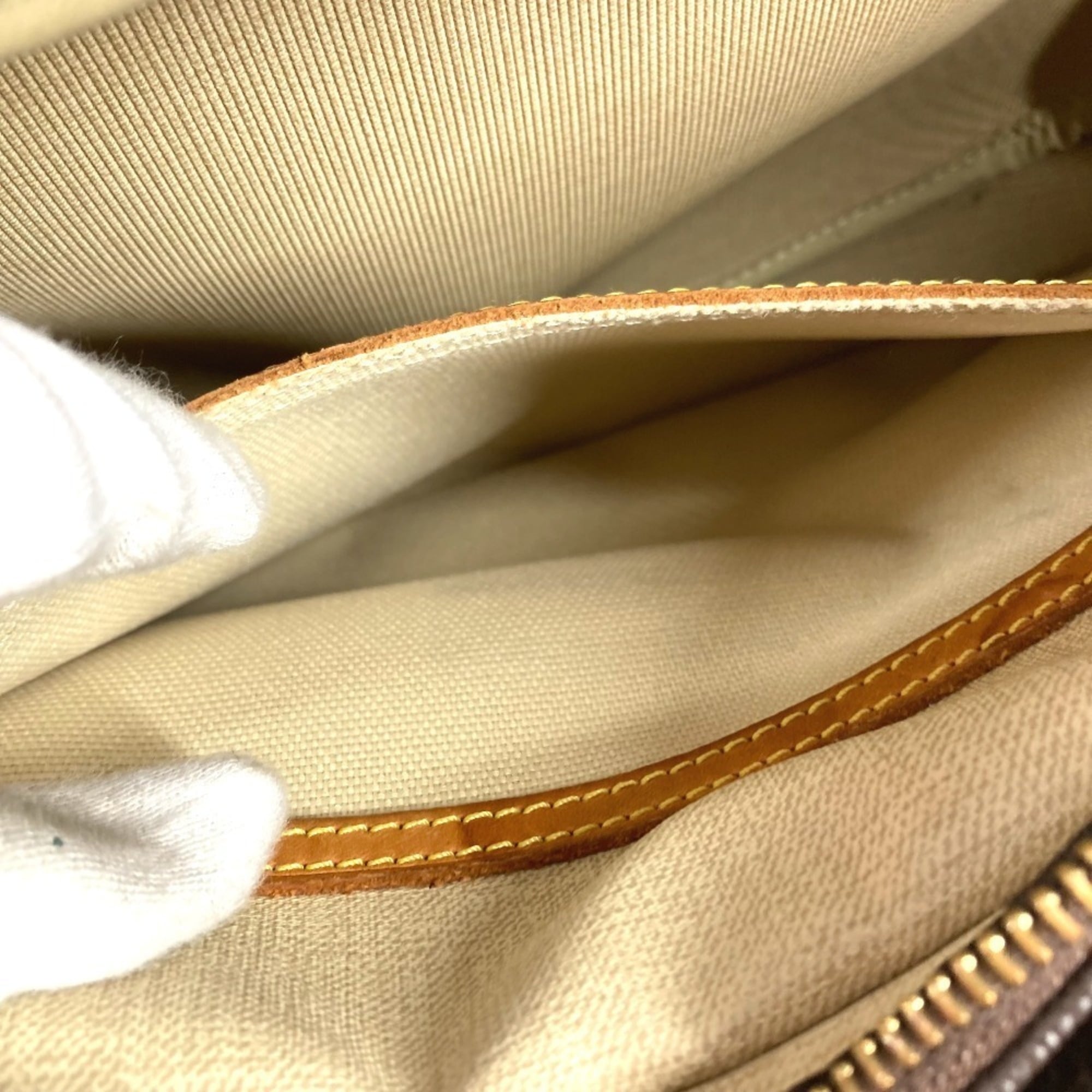 Louis Vuitton Brown Monogram Shoulder Bag (Pre-Owned)