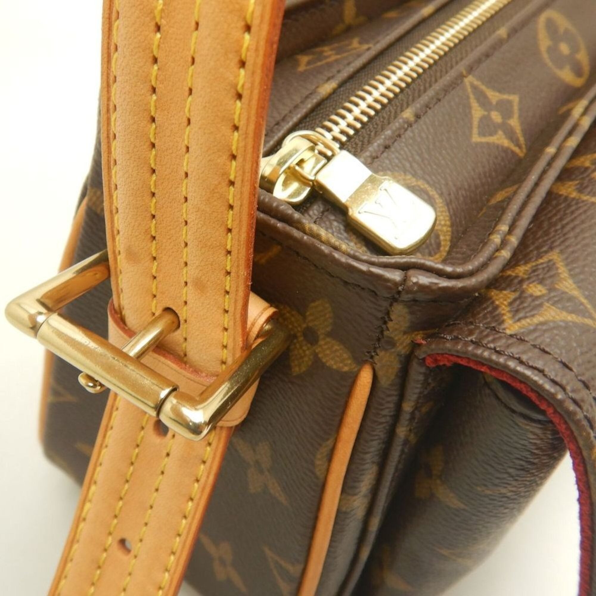 Louis Vuitton Monogram Brown Monogram Shoulder Bag (Pre-Owned)