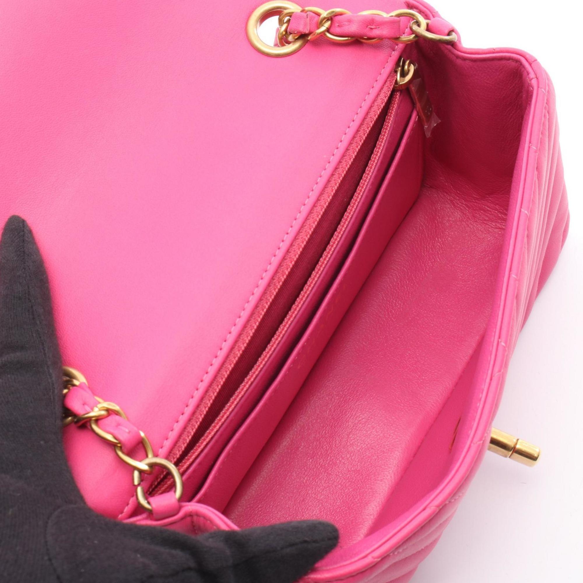 Chanel Pink Leather Handbag Shoulder Bag (Pre-Owned)