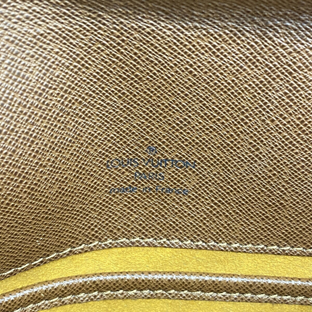 Louis Vuitton Brown Shoulder Bag (Pre-Owned)