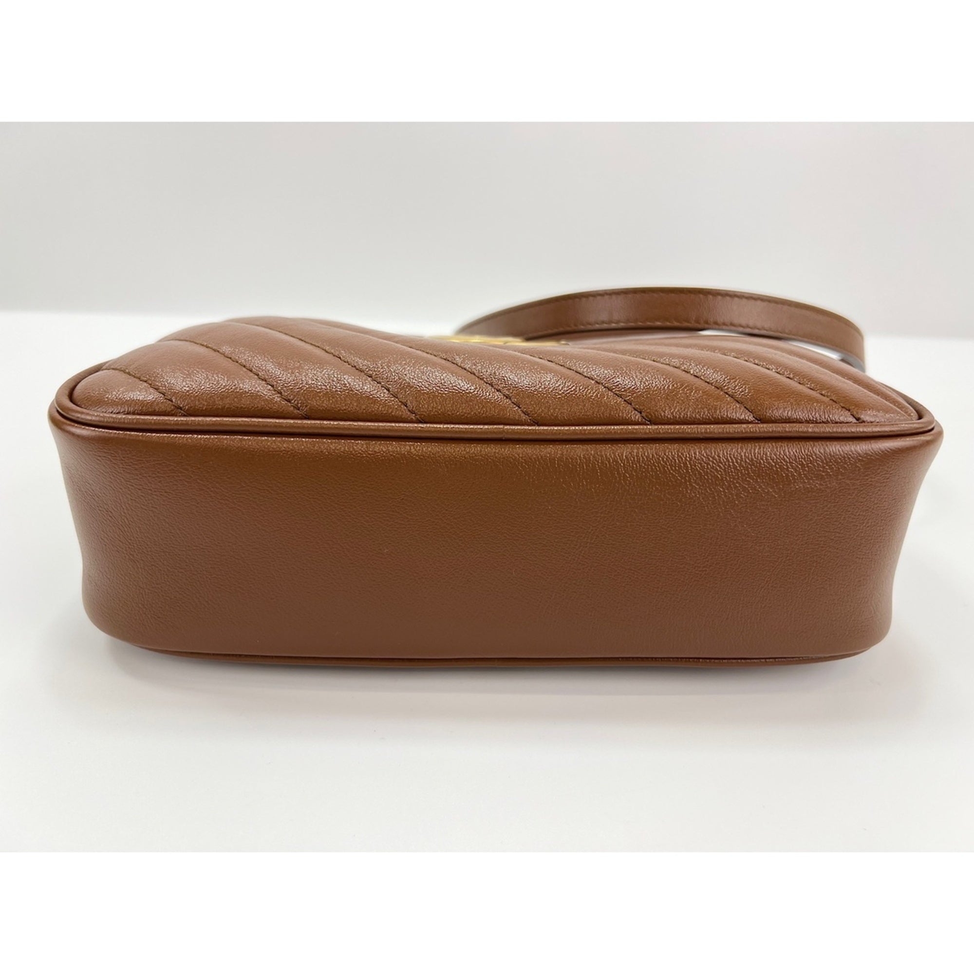 Gucci Brown Leather Shoulder Bag (Pre-Owned)