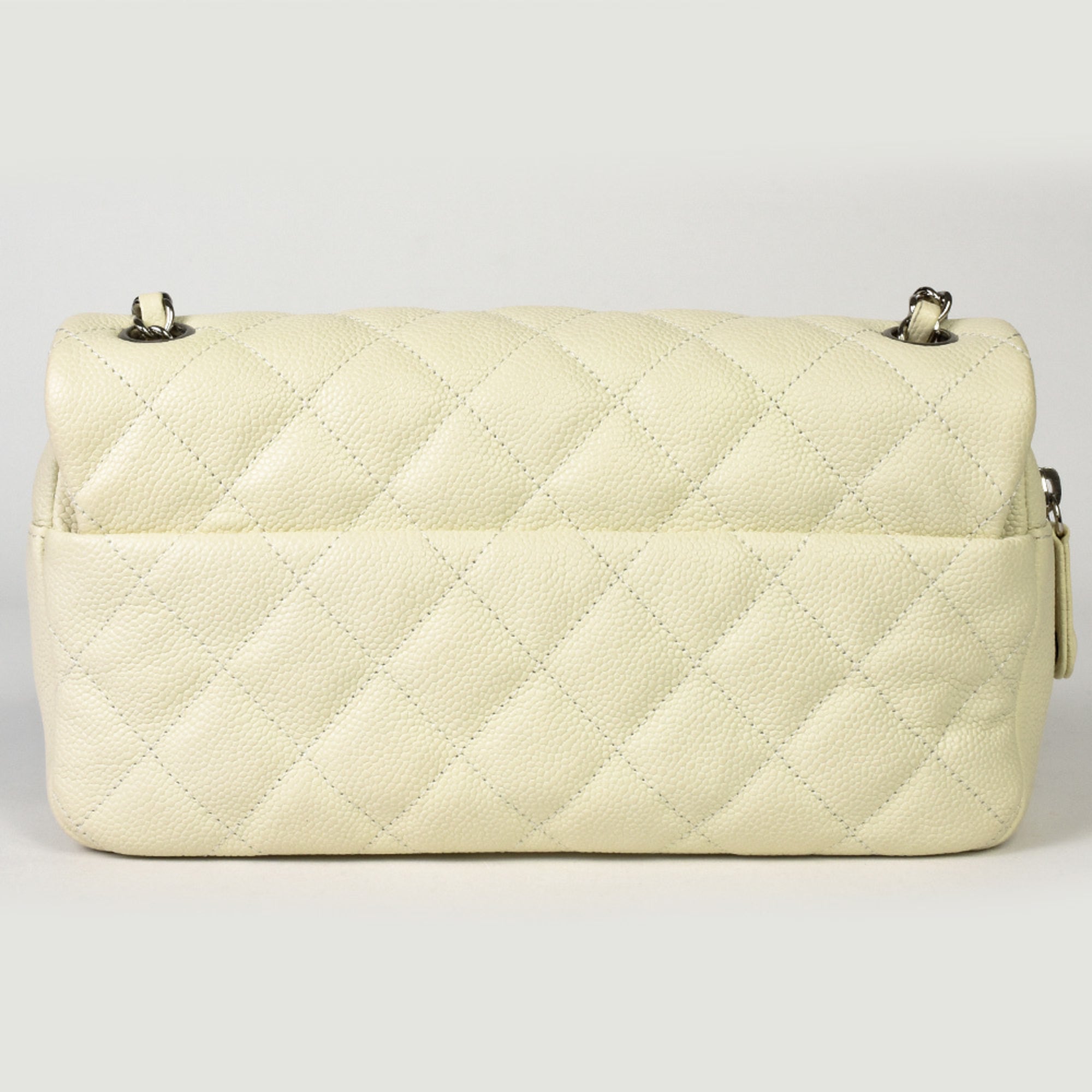 Chanel Off-White Grained Calfskin Shoulder Bag (Pre-Owned)