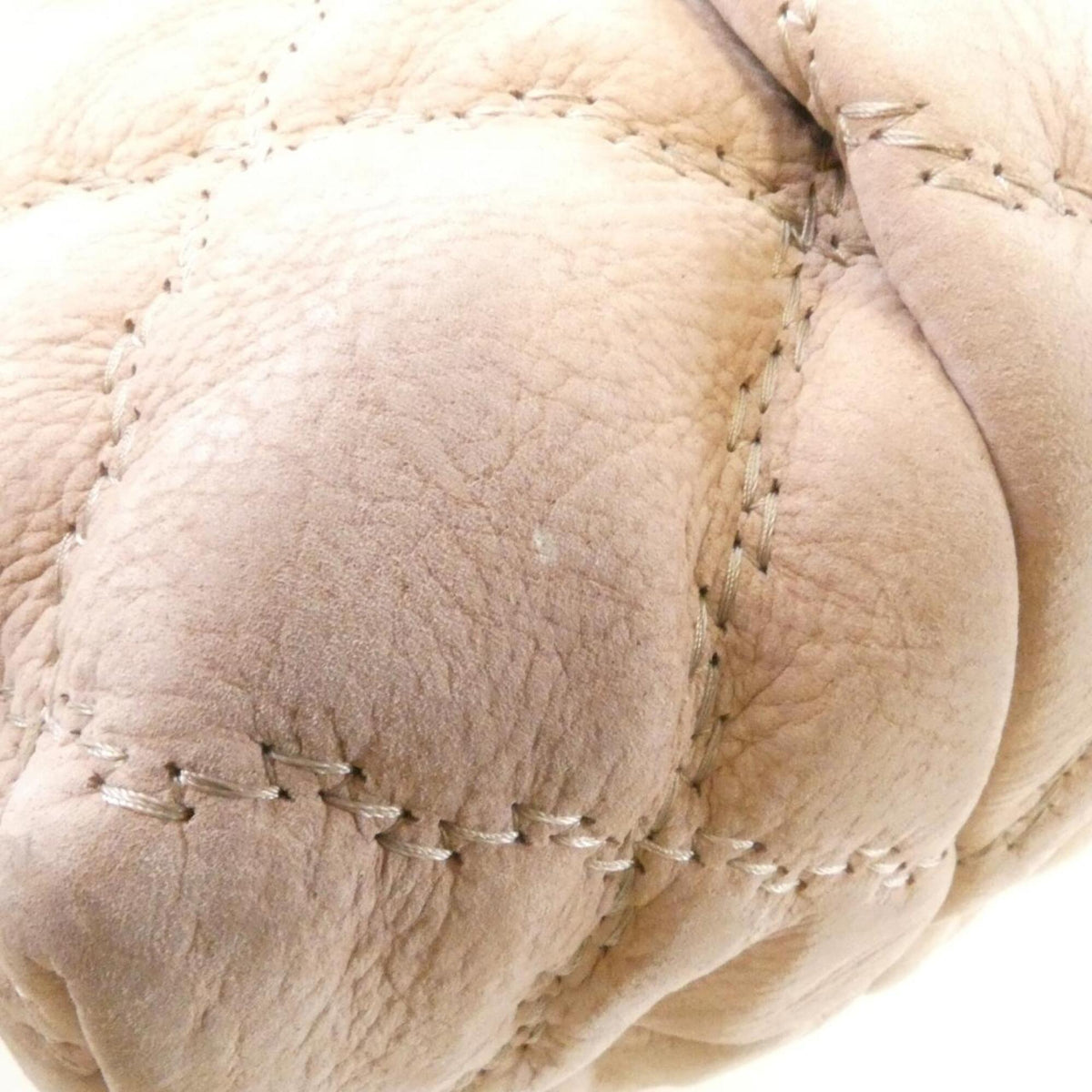 Chanel Light Beige Leather Shoulder Bag (Pre-Owned)