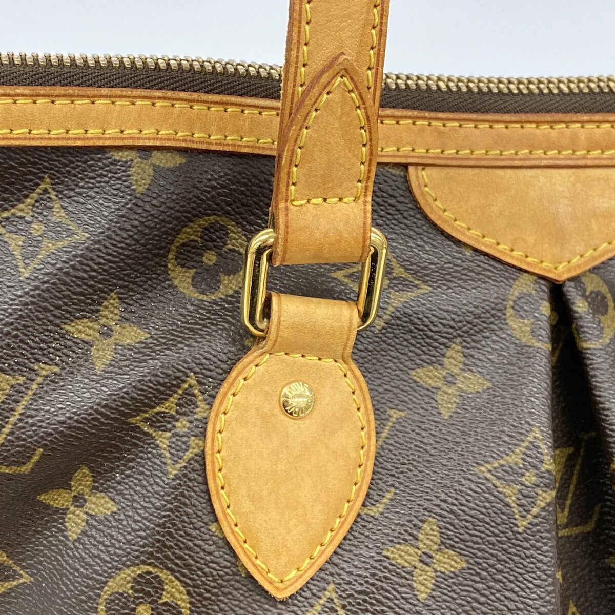 Louis Vuitton Brown Handbag (Pre-Owned)