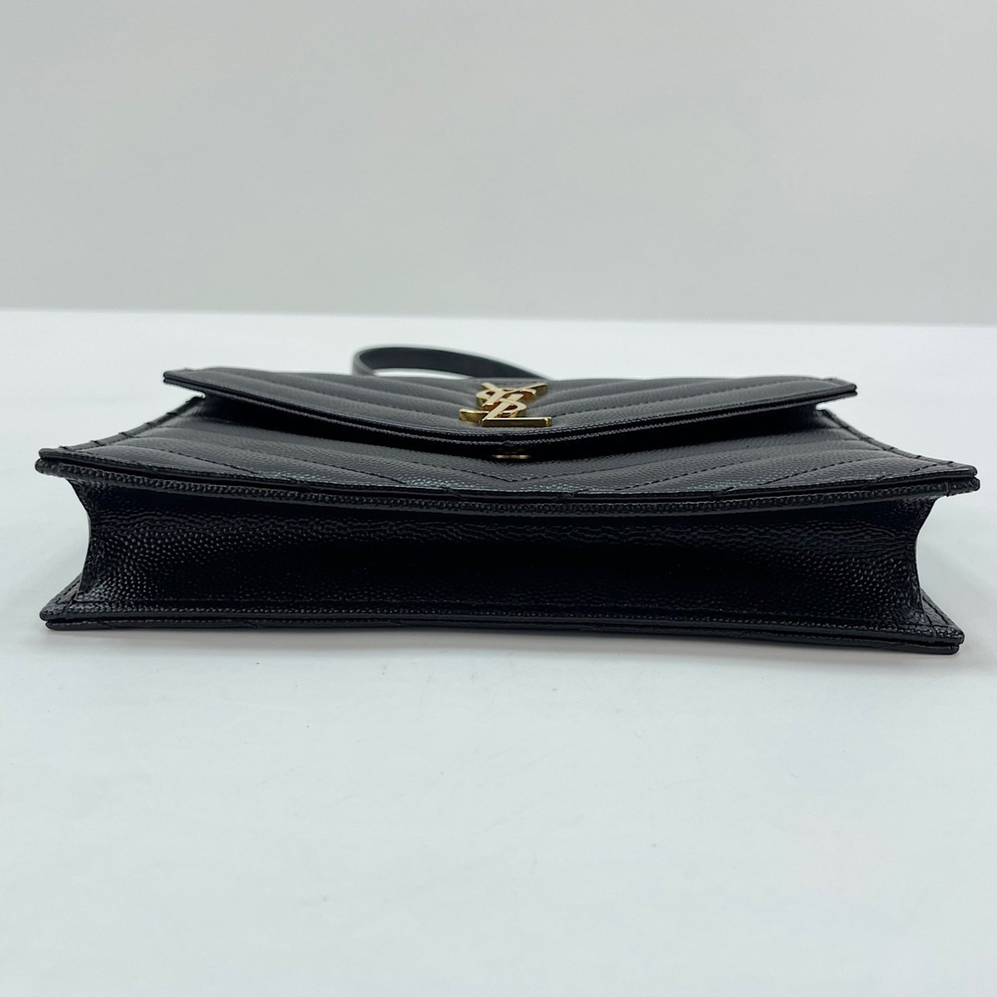 Yves Saint Laurent Black Shoulder Bag (Pre-Owned)