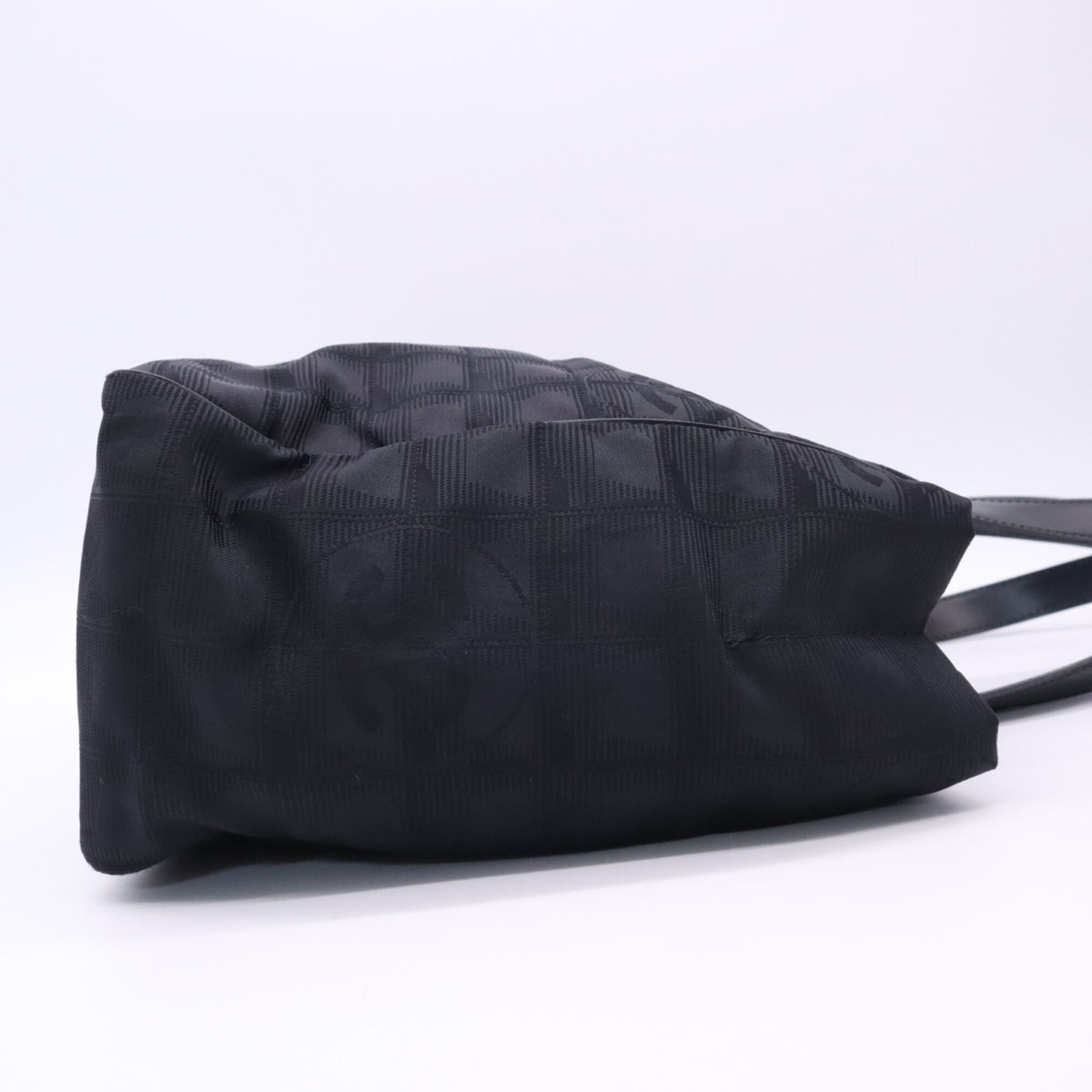 Chanel New Travel Line Black Nylon Leather Tote Bag (Pre-Owned)