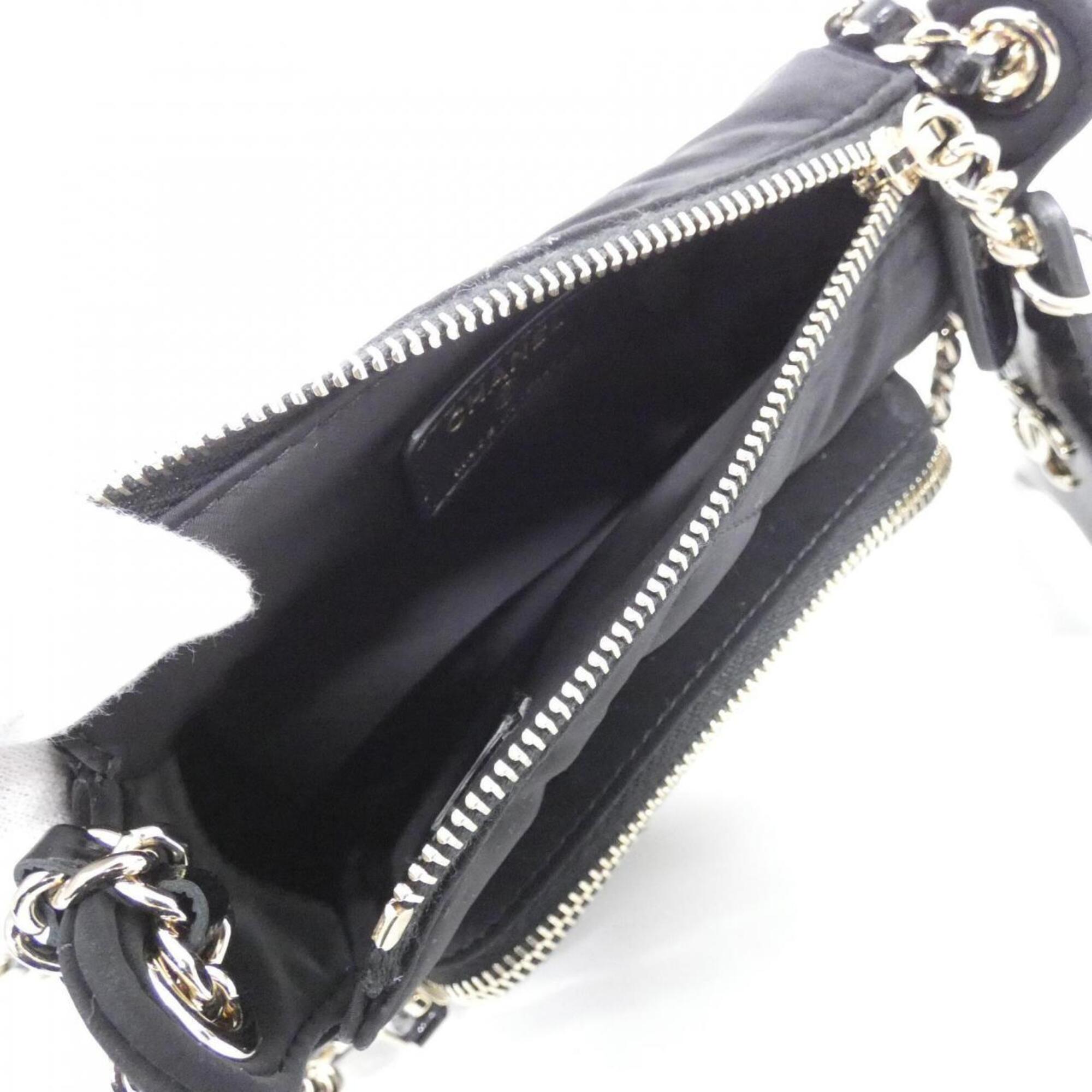 Chanel Black Handbag Shoulder Bag (Pre-Owned)