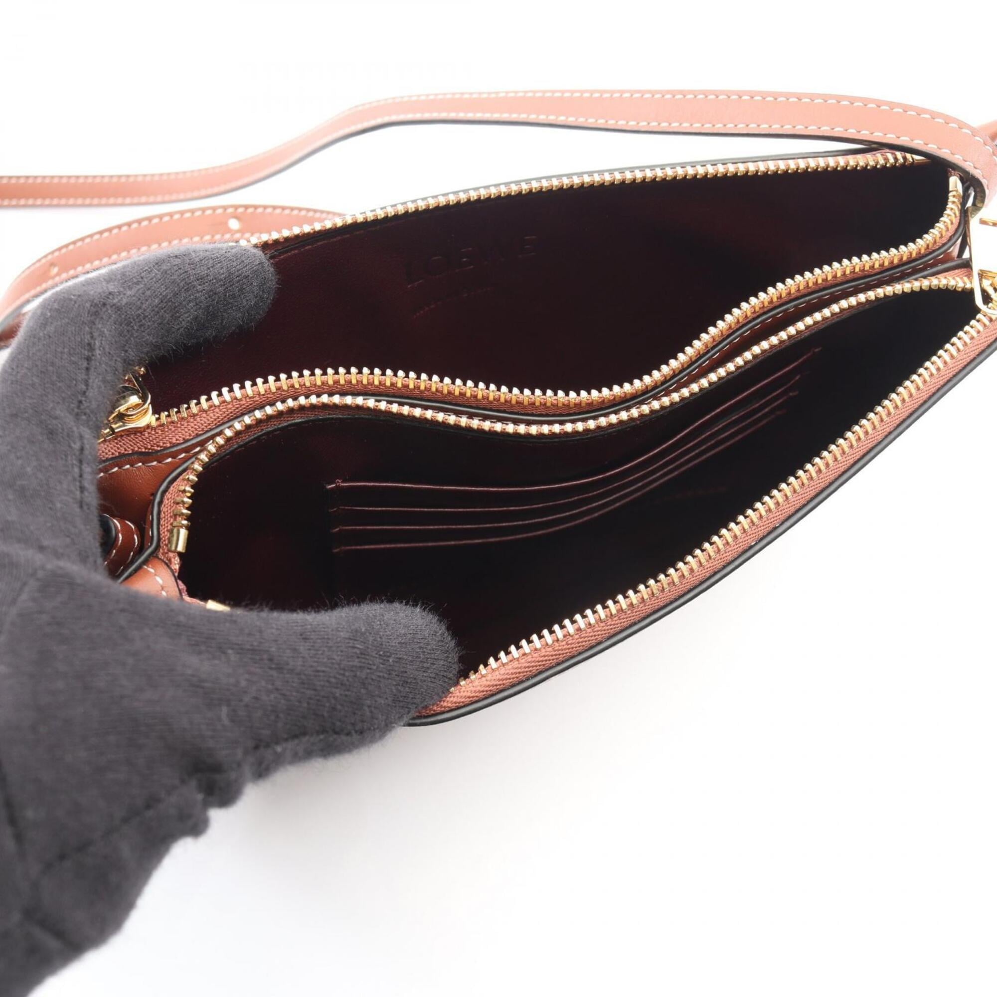 Loewe Brown Leather Handbag Pouch Shoulder Bag (Pre-Owned)