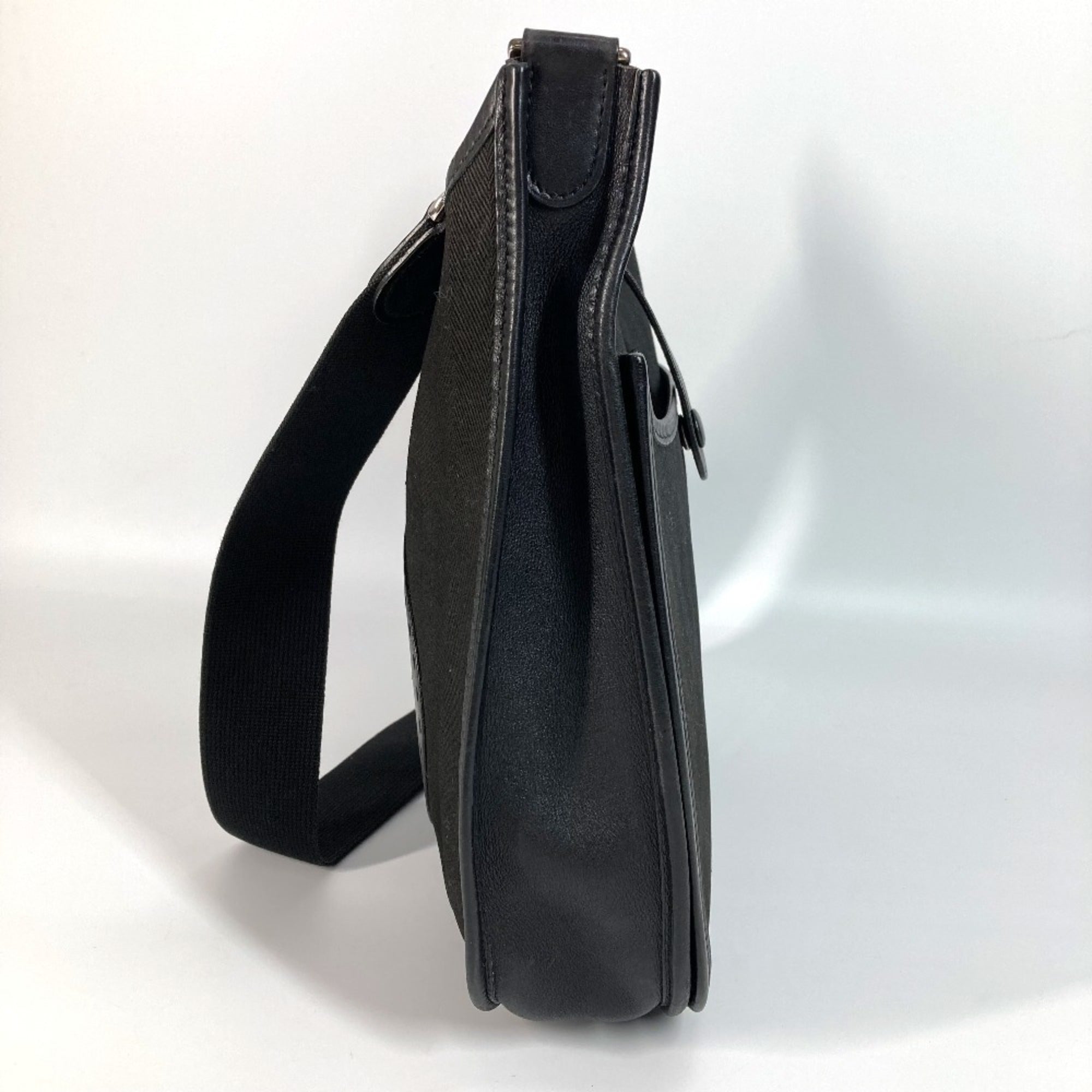 Hermes Black Leather Canvas Pochette Shoulder Bag (Pre-Owned)